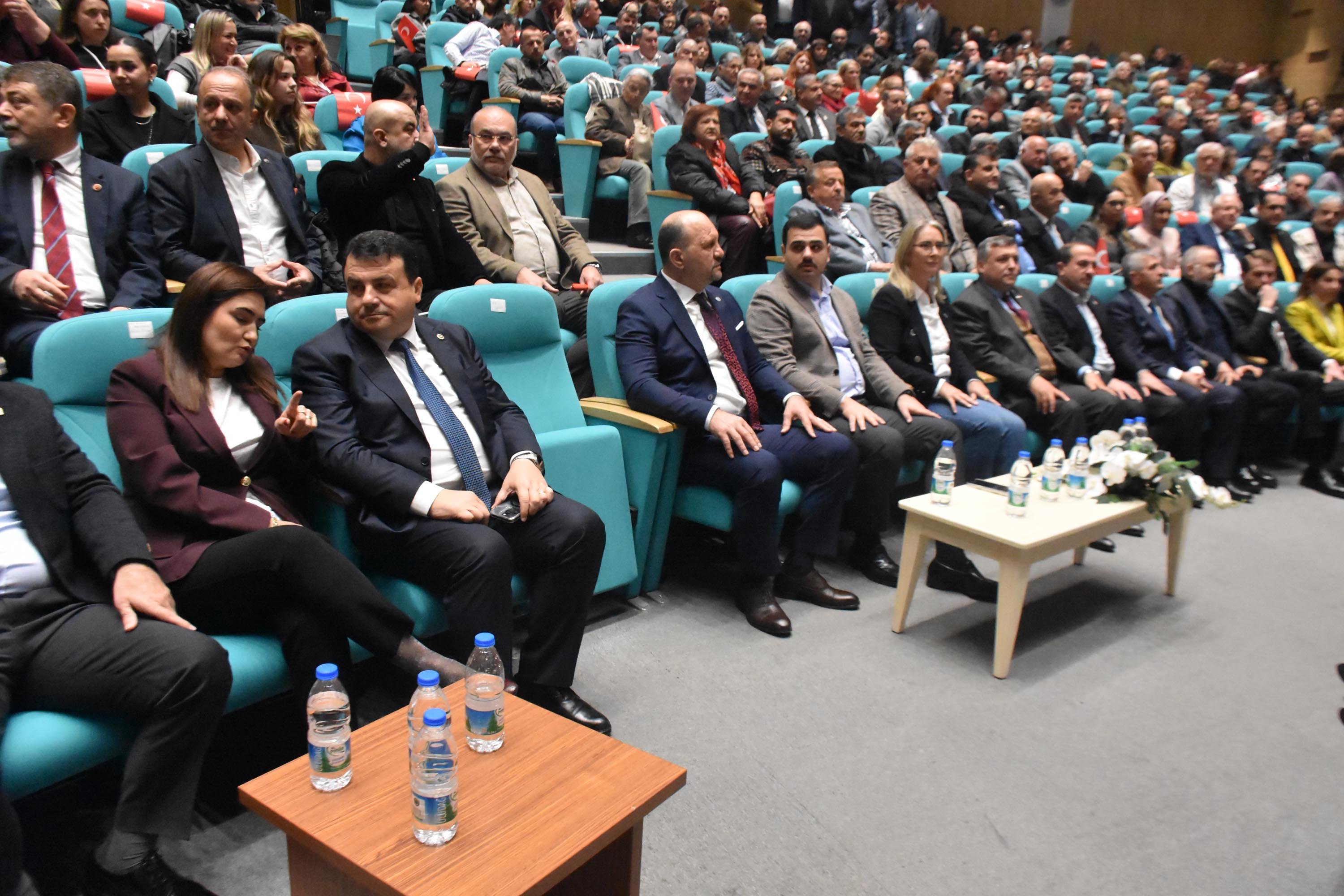 Eyyüp Kadir İnan basın toplantısı