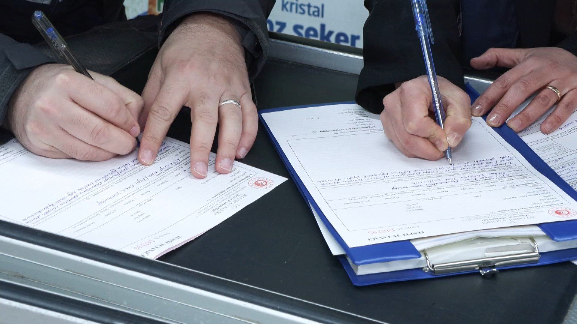 Ticaret Bakanlığı denetçileri fiyat kontrolü yapıyor