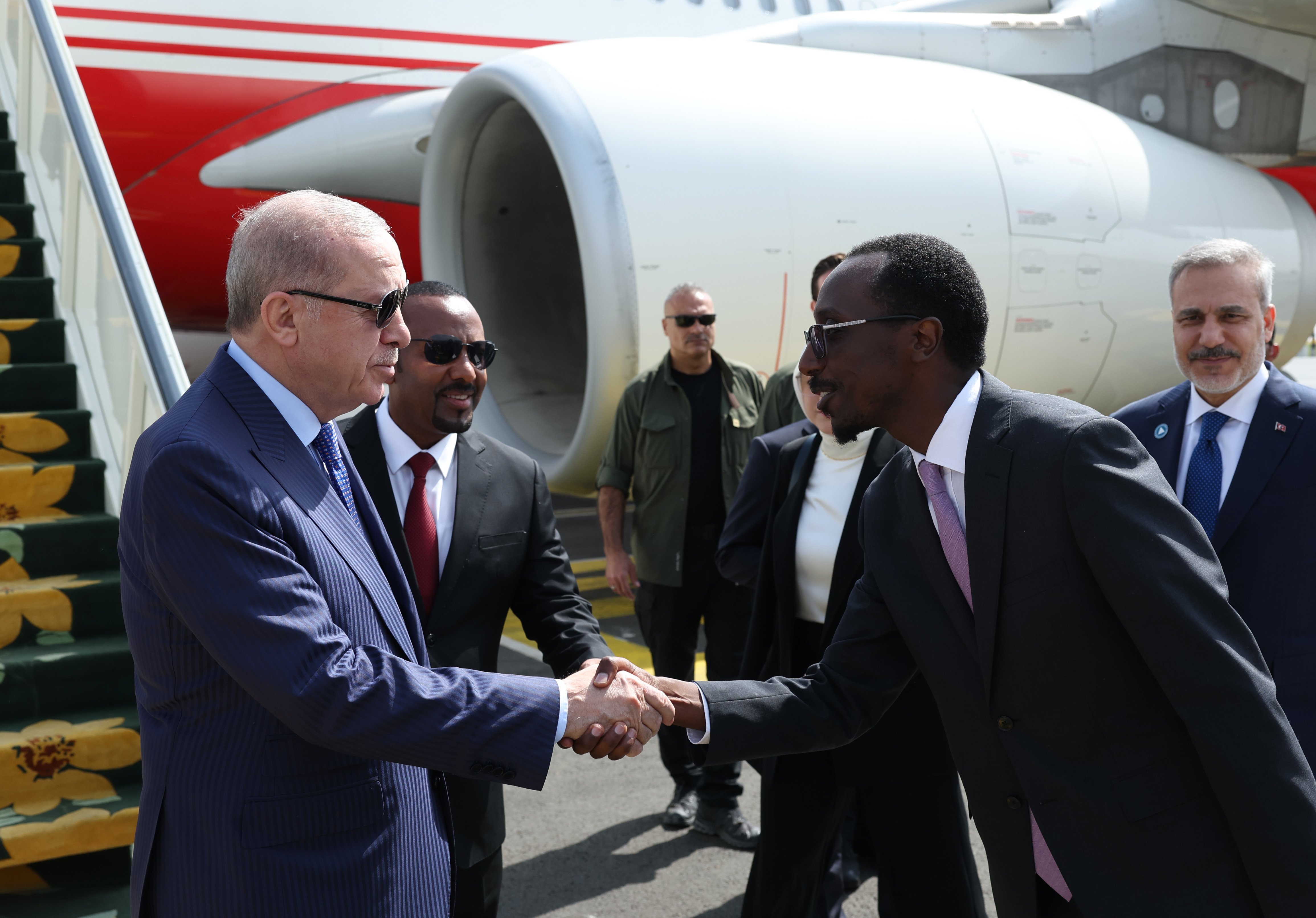 Cumhurbaşkanı Erdoğan Etiyopya Başbakanı Abiy Ahmed Ali tarafından karşılanıyor