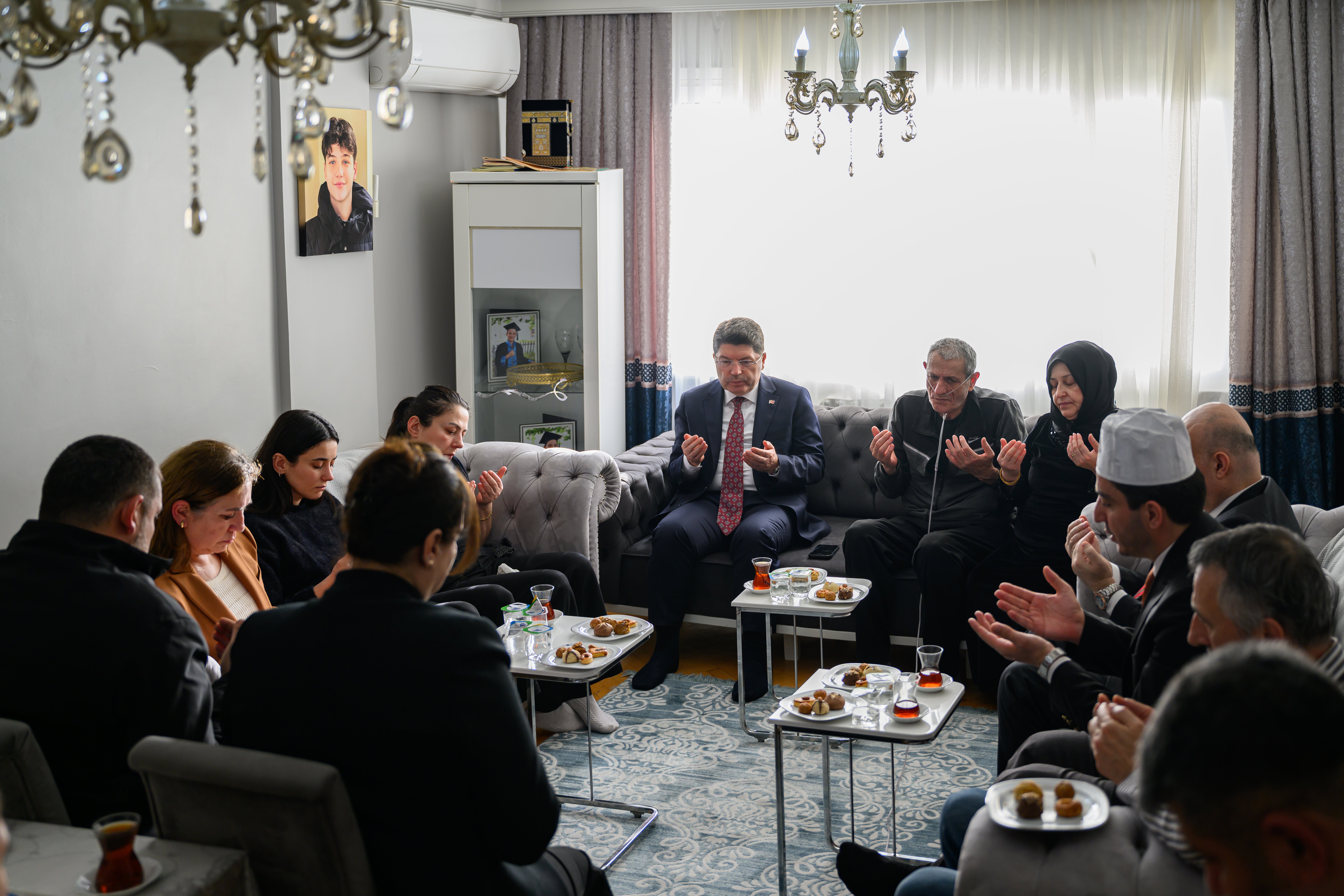 Adalet Bakanı Tunç taziye ziyareti