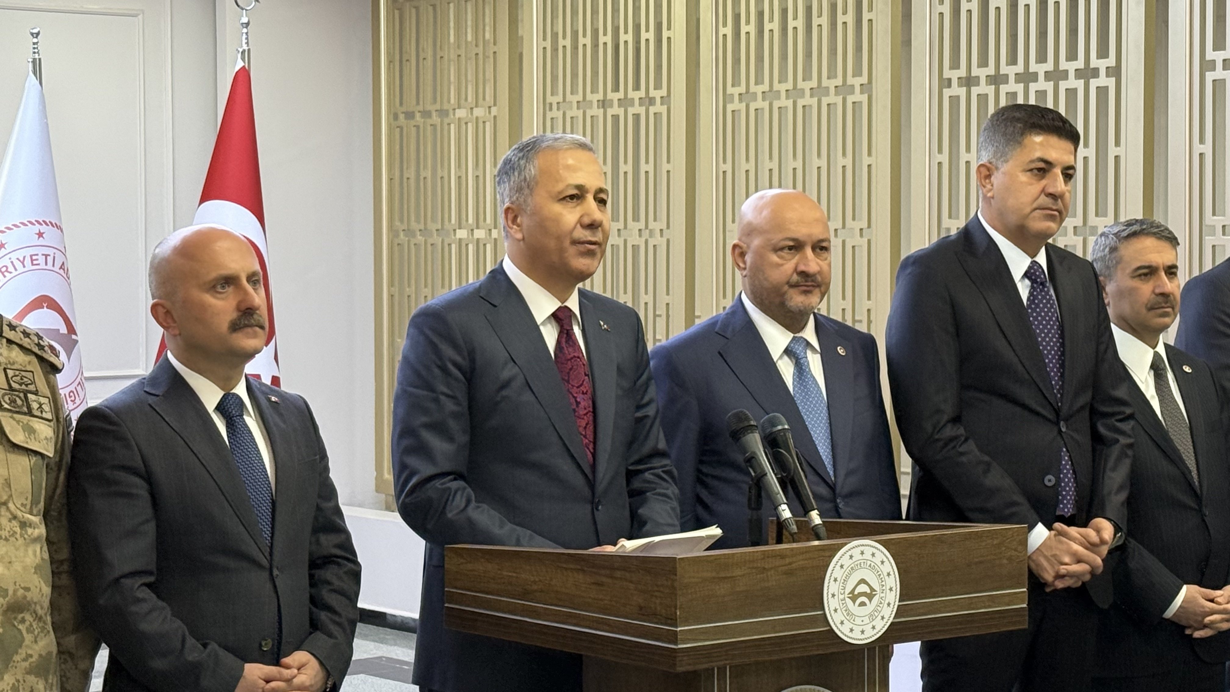 Deprem konutları inşaat sahası