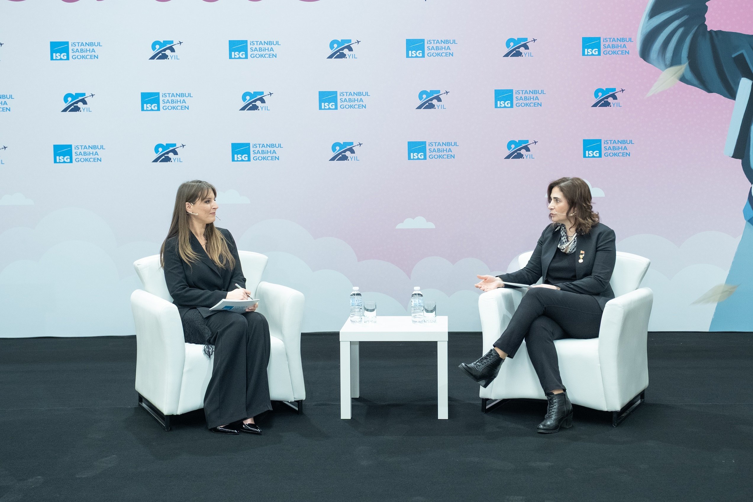 Hürriyet Munanoğlu Sabiha Gökçen Havalimanı