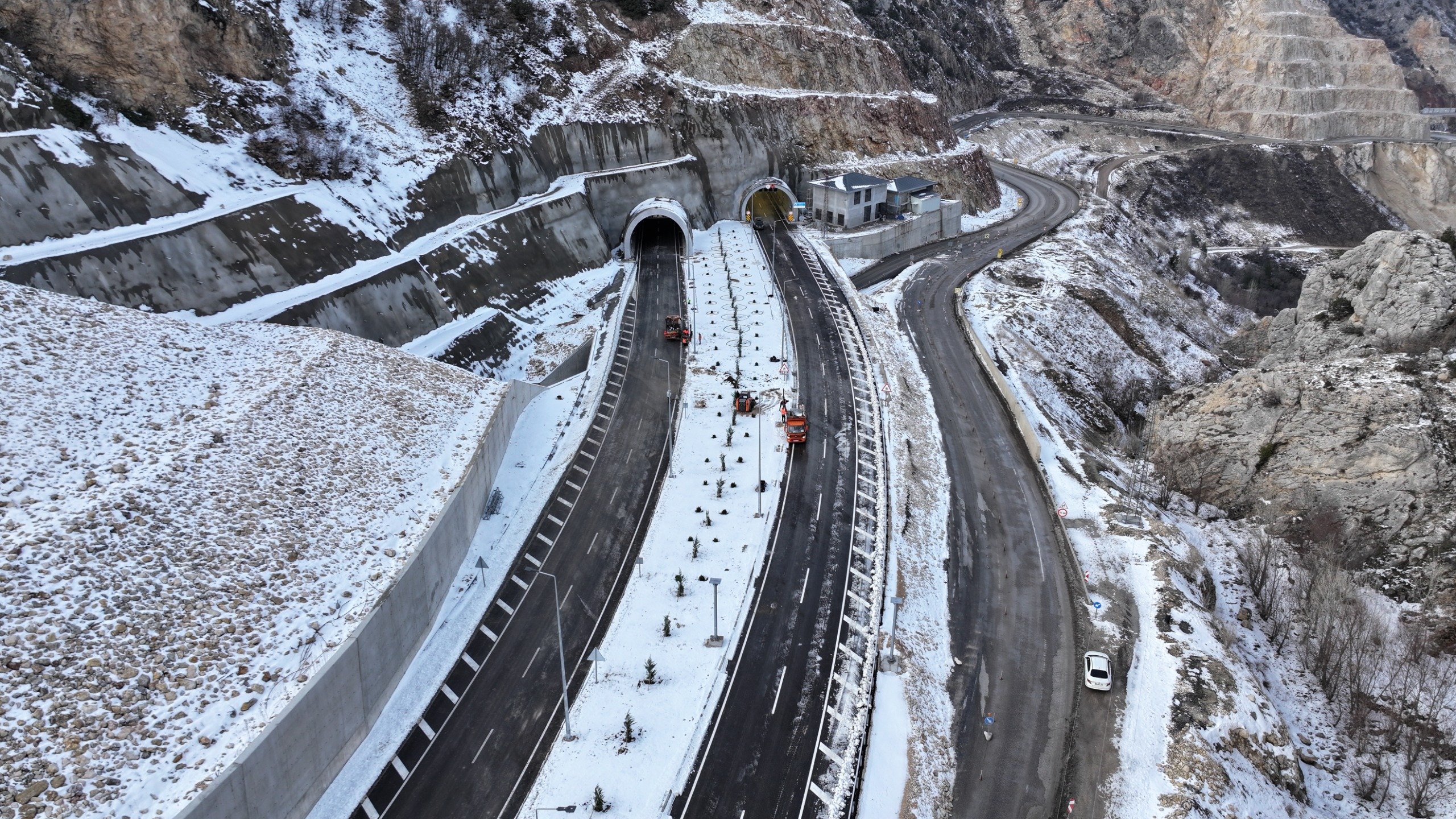 Abdulkadir Uraloğlu Kırkdilim Tünelleri