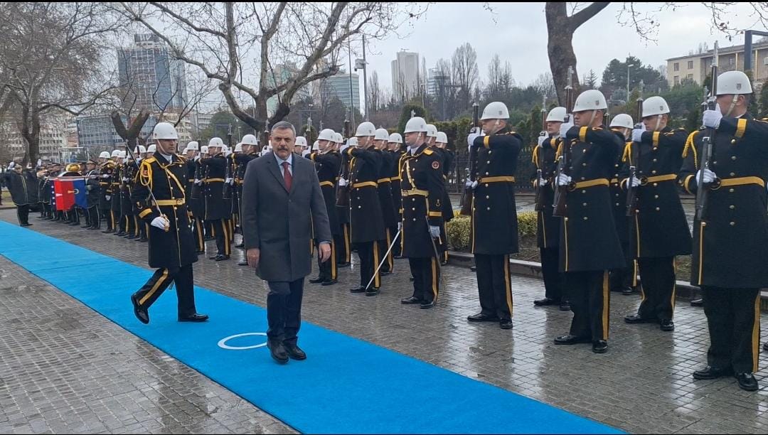 Mustafa Çiftçi konuşma yapıyor