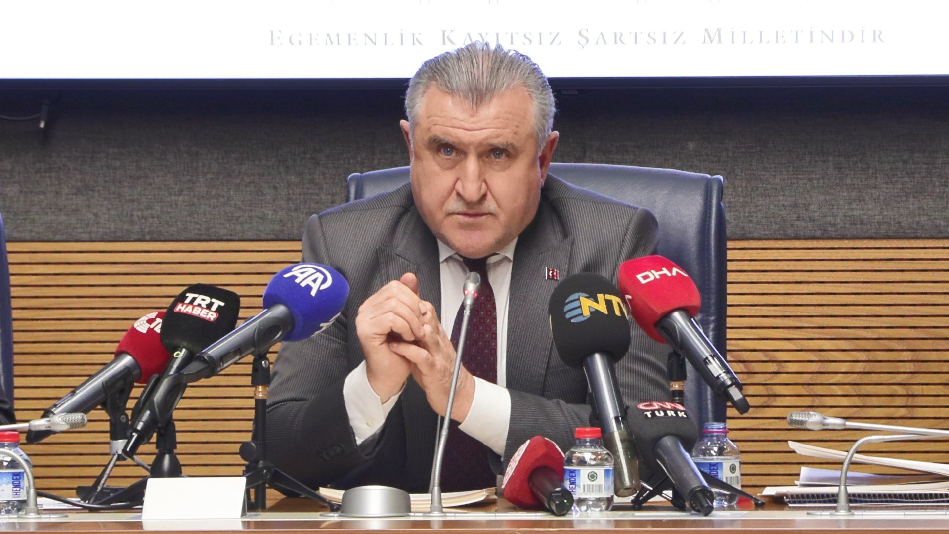 Gençlik ve Spor Bakanı Osman Aşkın Bak TBMM Komisyonunda