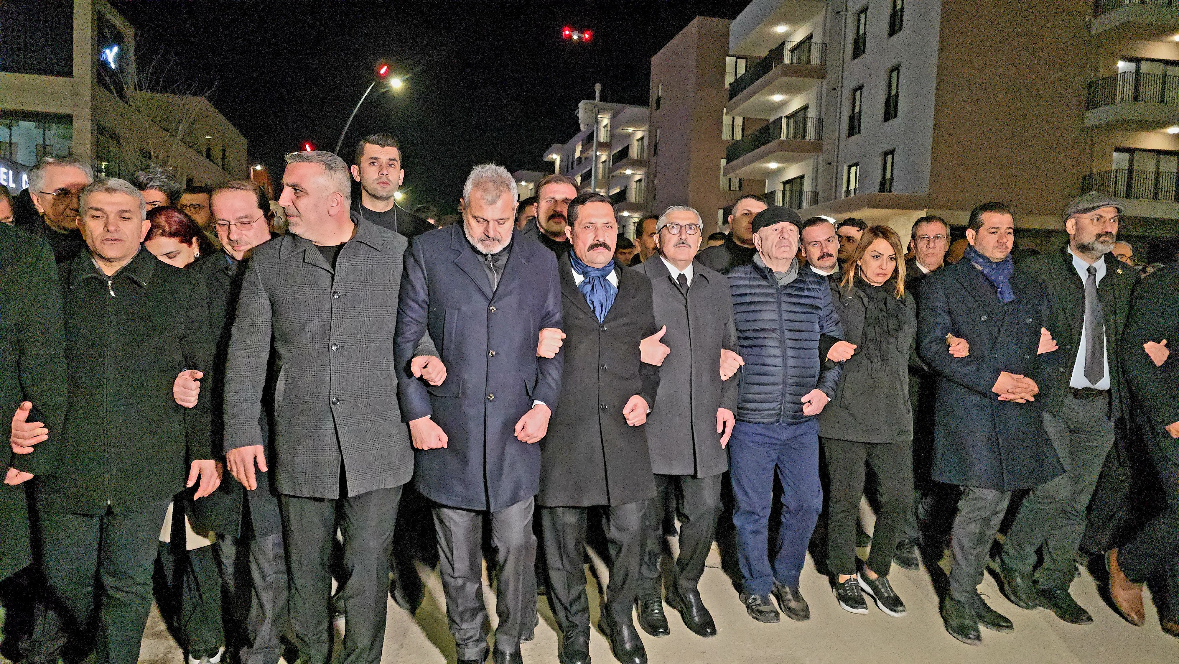 Hatay deprem anması saygı duruşu