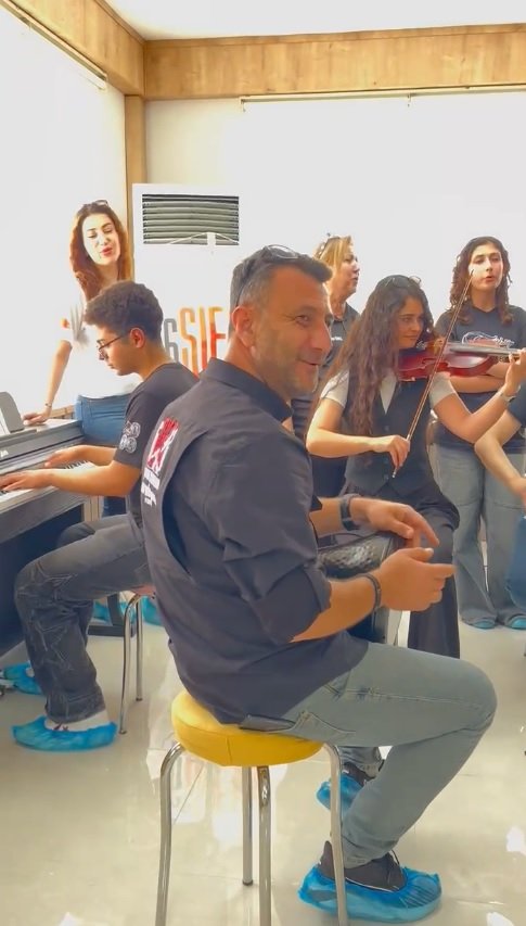 Gökhan Günaydın Çocuklarla Bir Arada