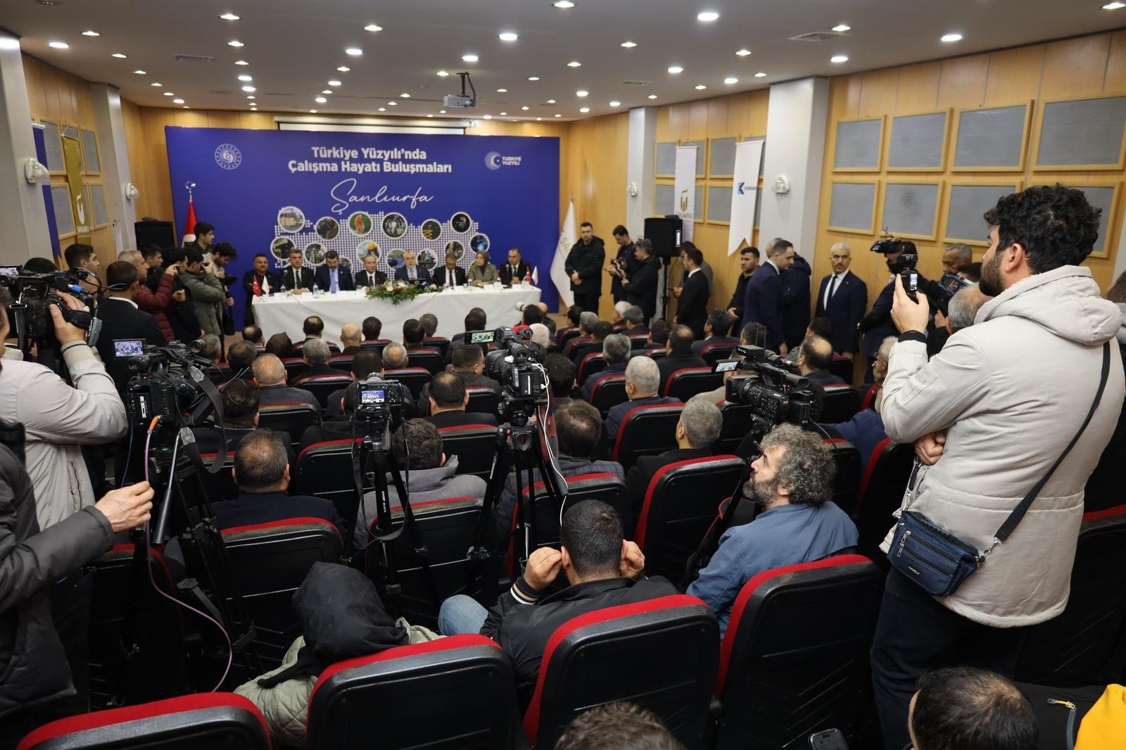 Bakan Vedat Işıkhan Şanlıurfa ziyareti