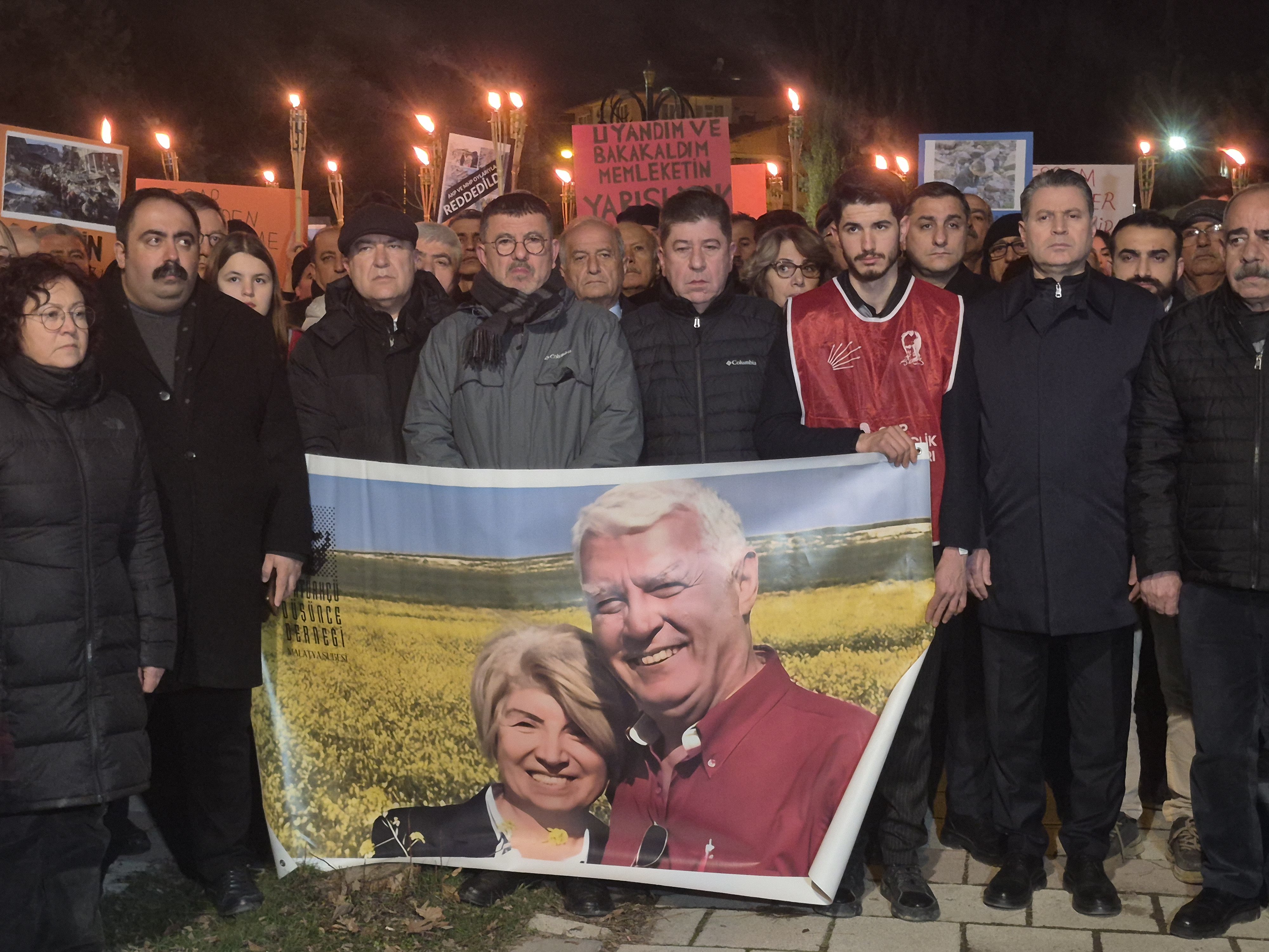 Malatya deprem anması katılımcılar