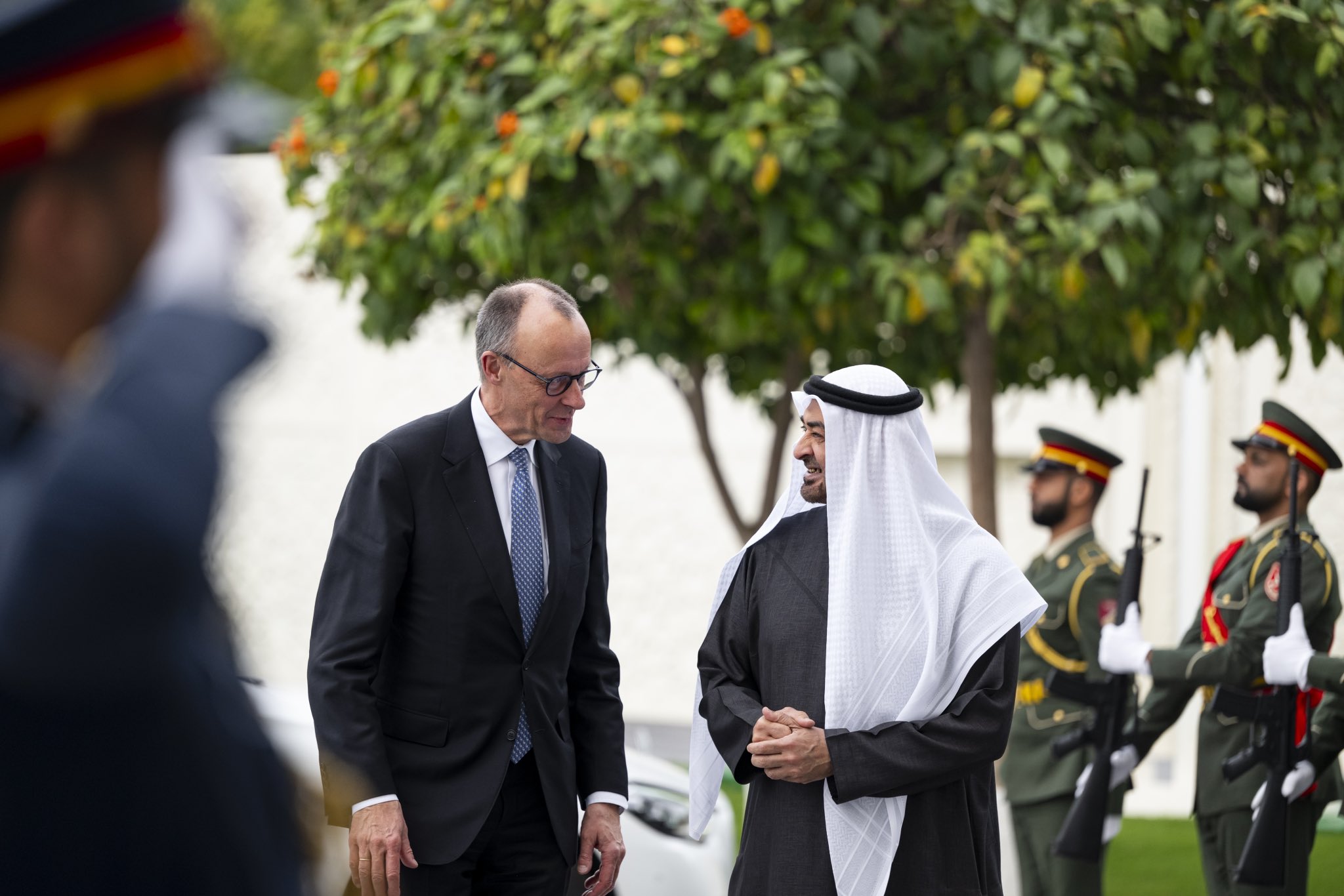 BAE Devlet Başkanı Al Nahyan Almanya Başbakanı Merz Abu Dabi görüşmesi