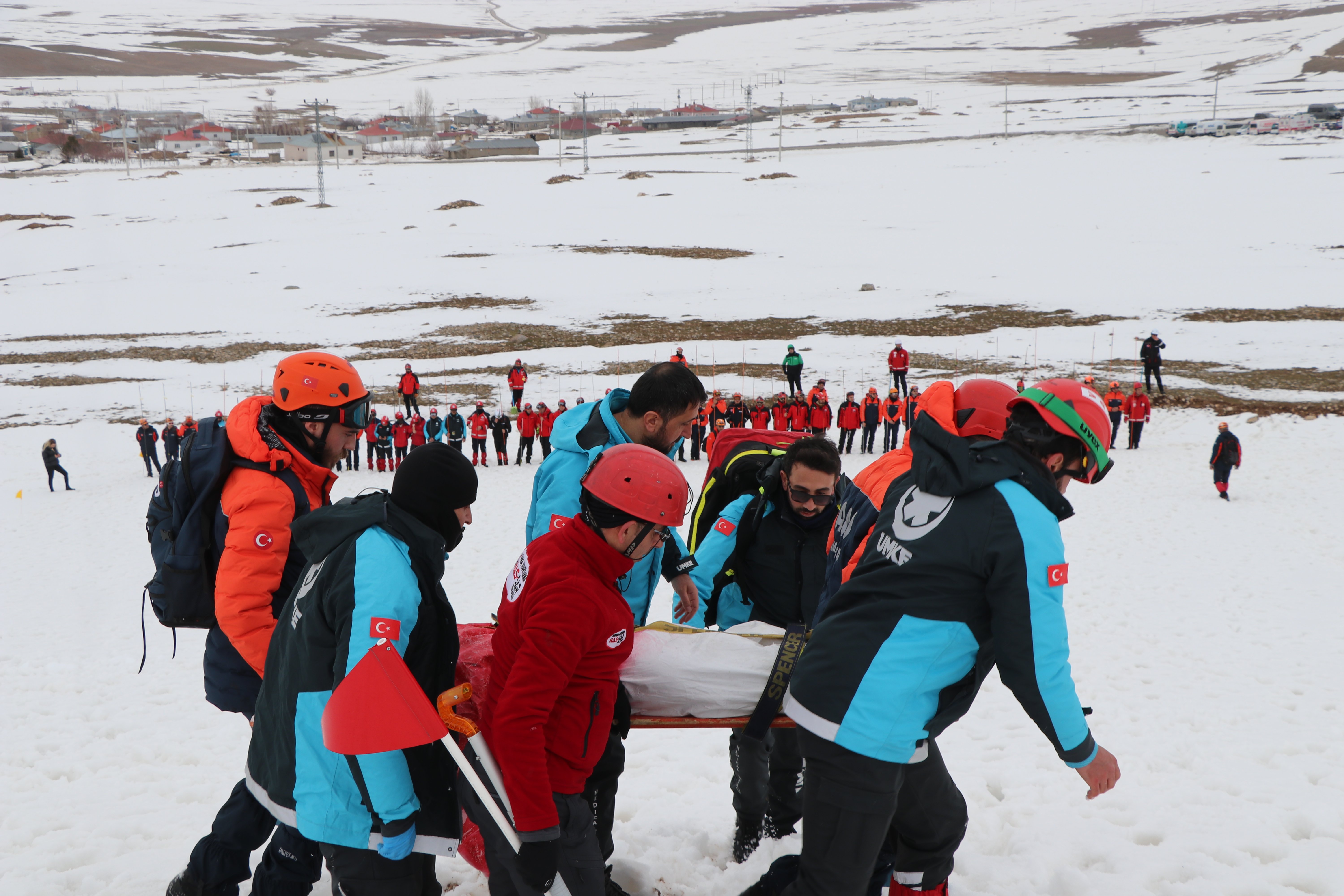 Van çığ tatbikatı eğitim