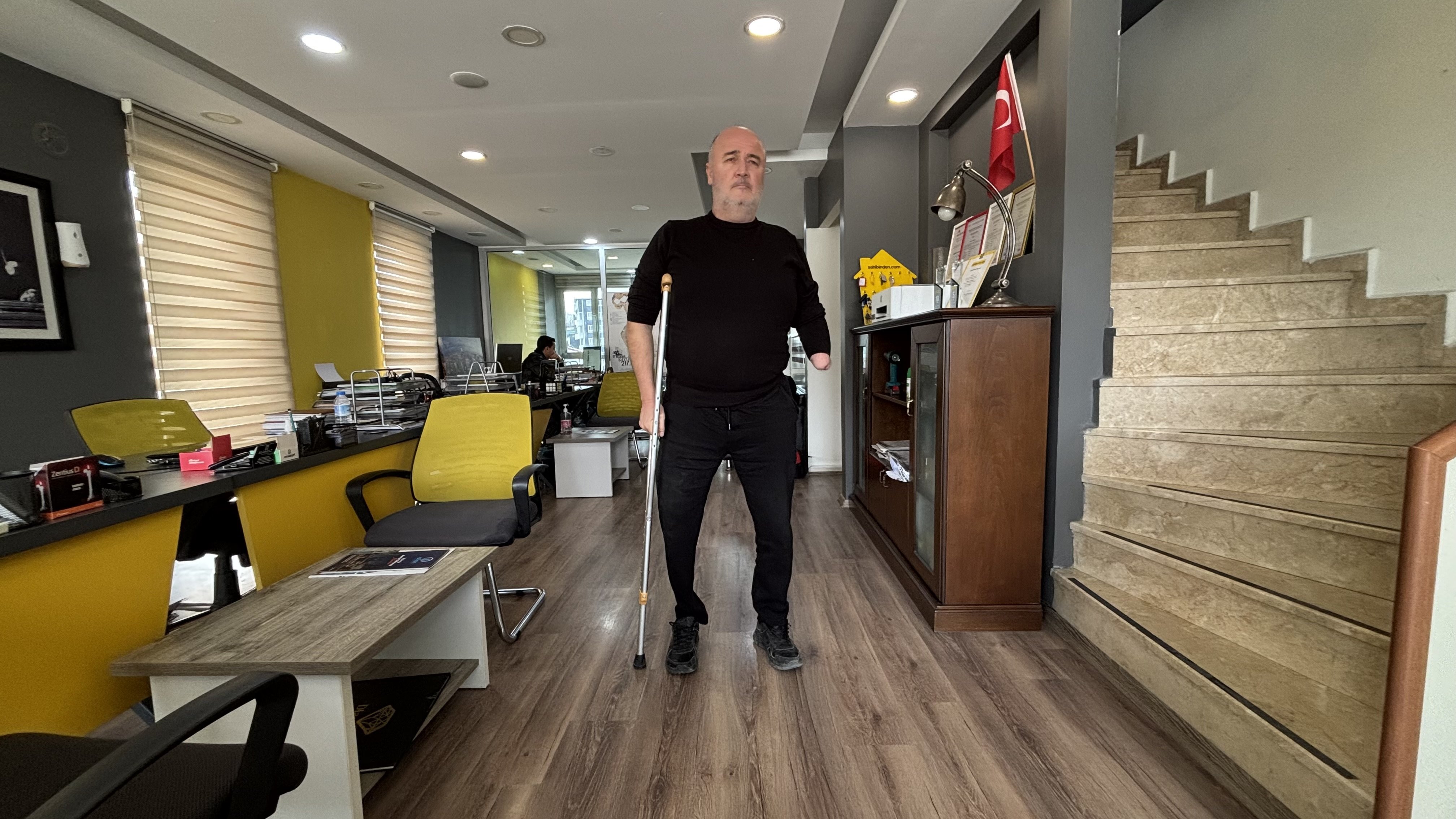 Deprem bölgesi yardım dağıtımı