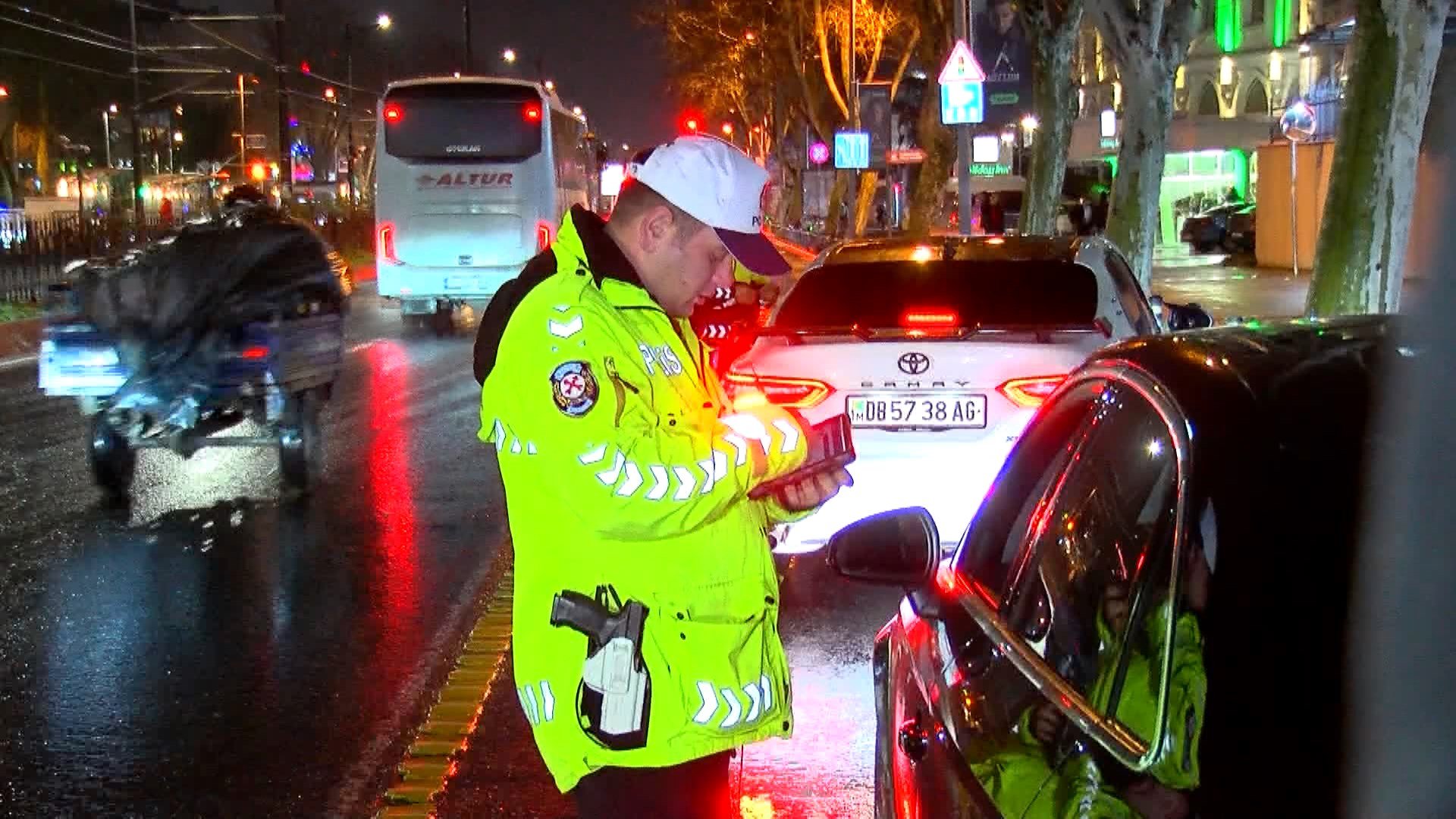 Huzur İstanbul Denetimi Polis Ekipleri Cadde