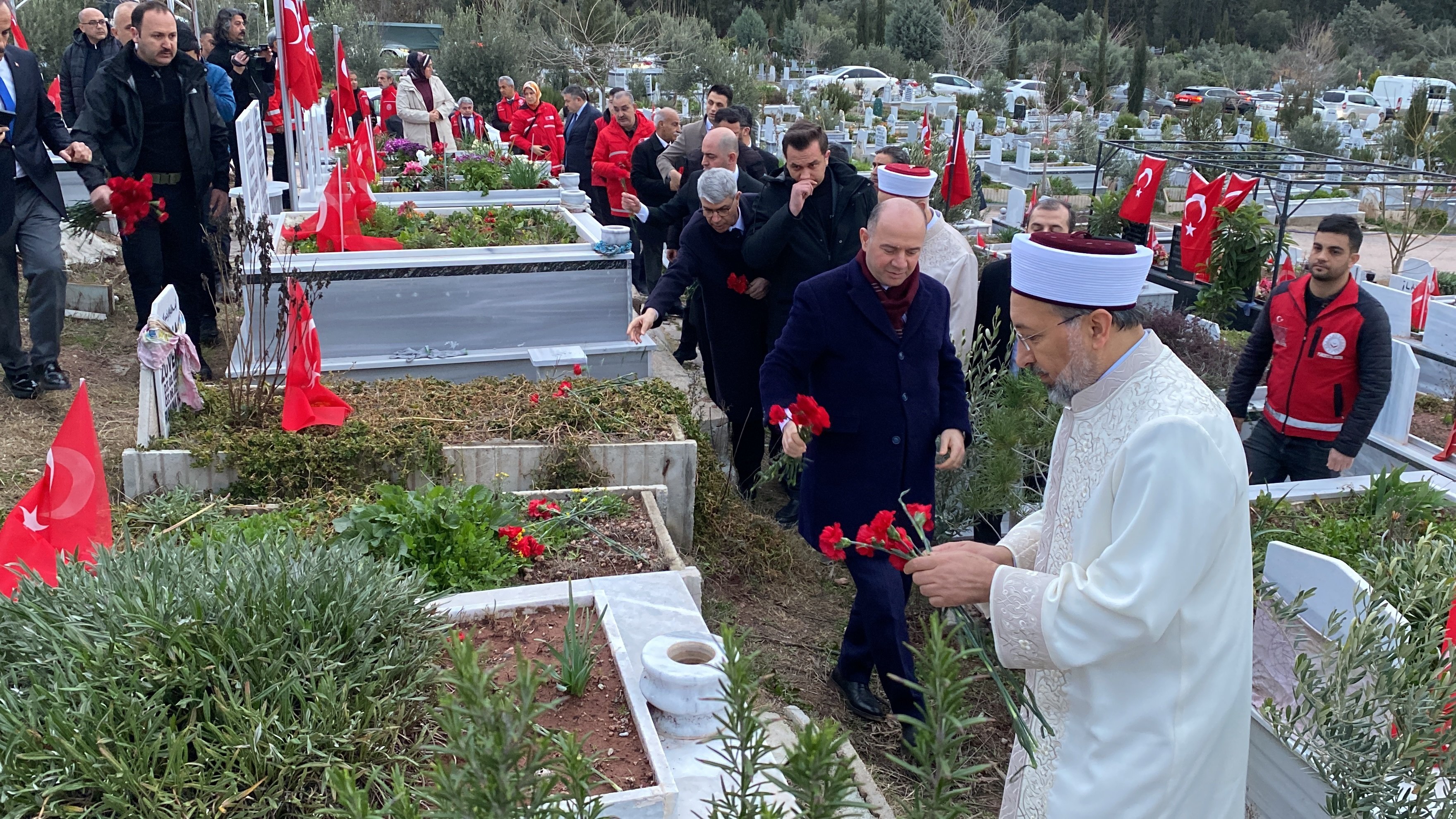 Diyanet İşleri Başkanı Safi Arpaguş Mezar Ziyareti