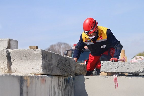 İyilik Derneği Gönüllü Eğitimi