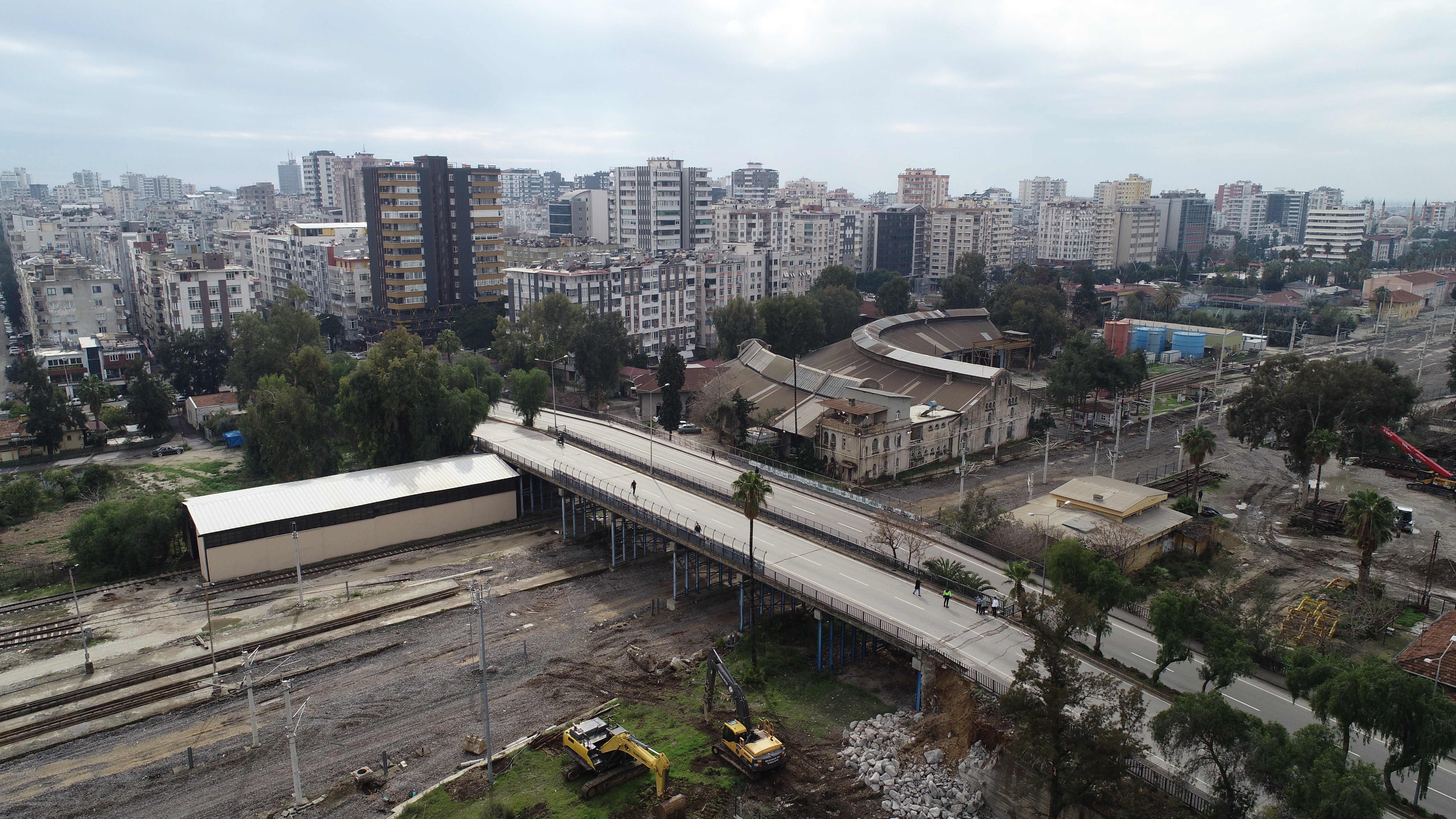 Kasım Gülek Köprüsü yıkım hazırlıkları