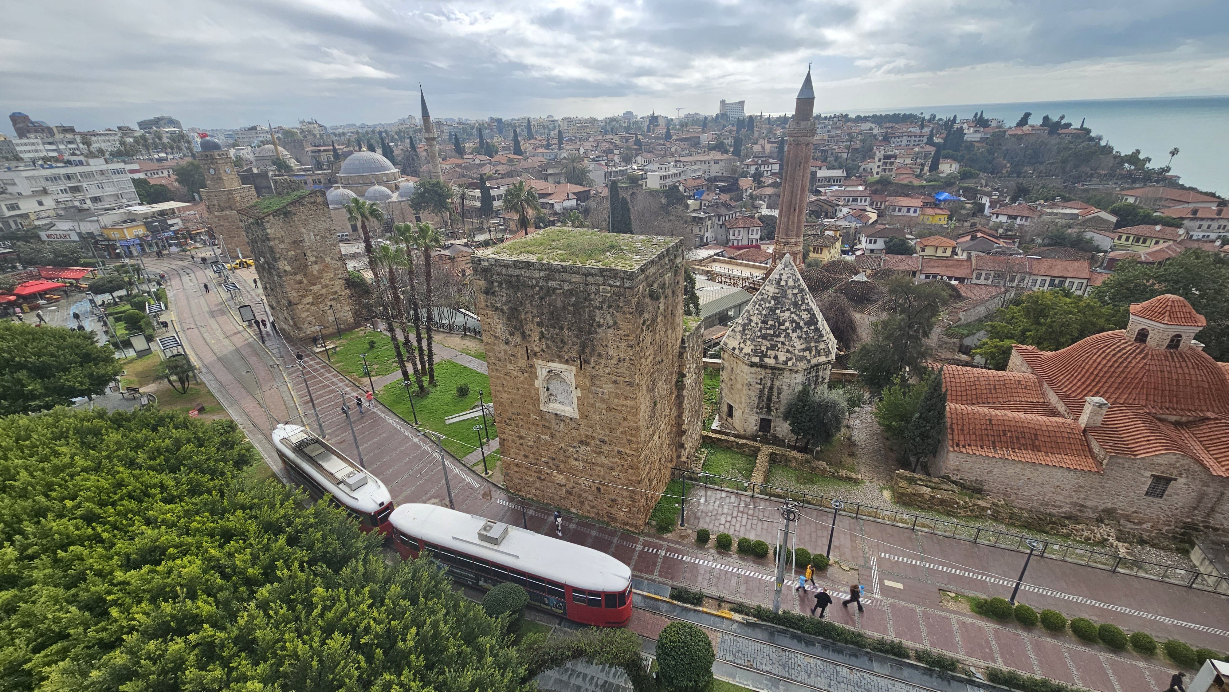 Antalya tarihi surlar