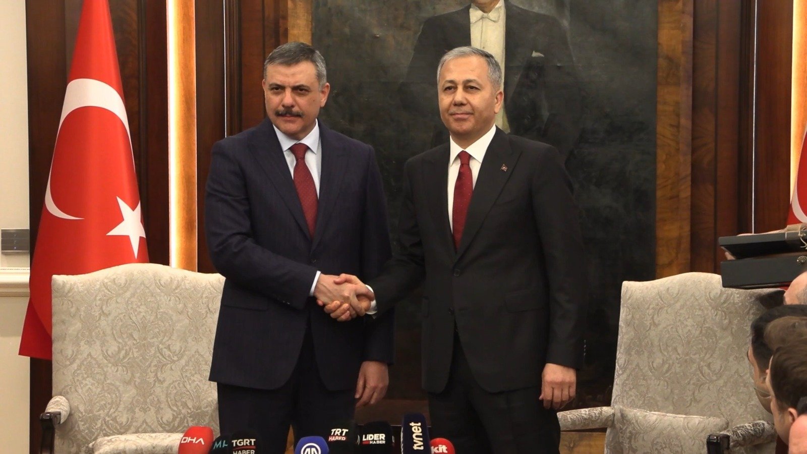 Mustafa Çiftçi İçişleri Bakanlığı görevini devraldı