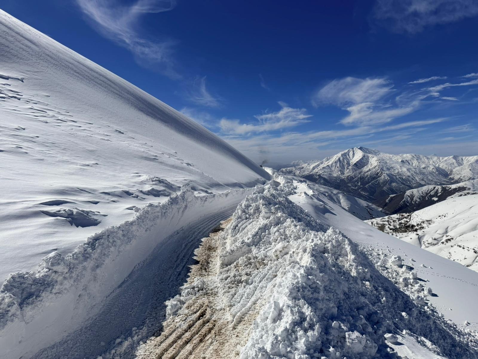 Bahçesaray kar temizleme çalışması