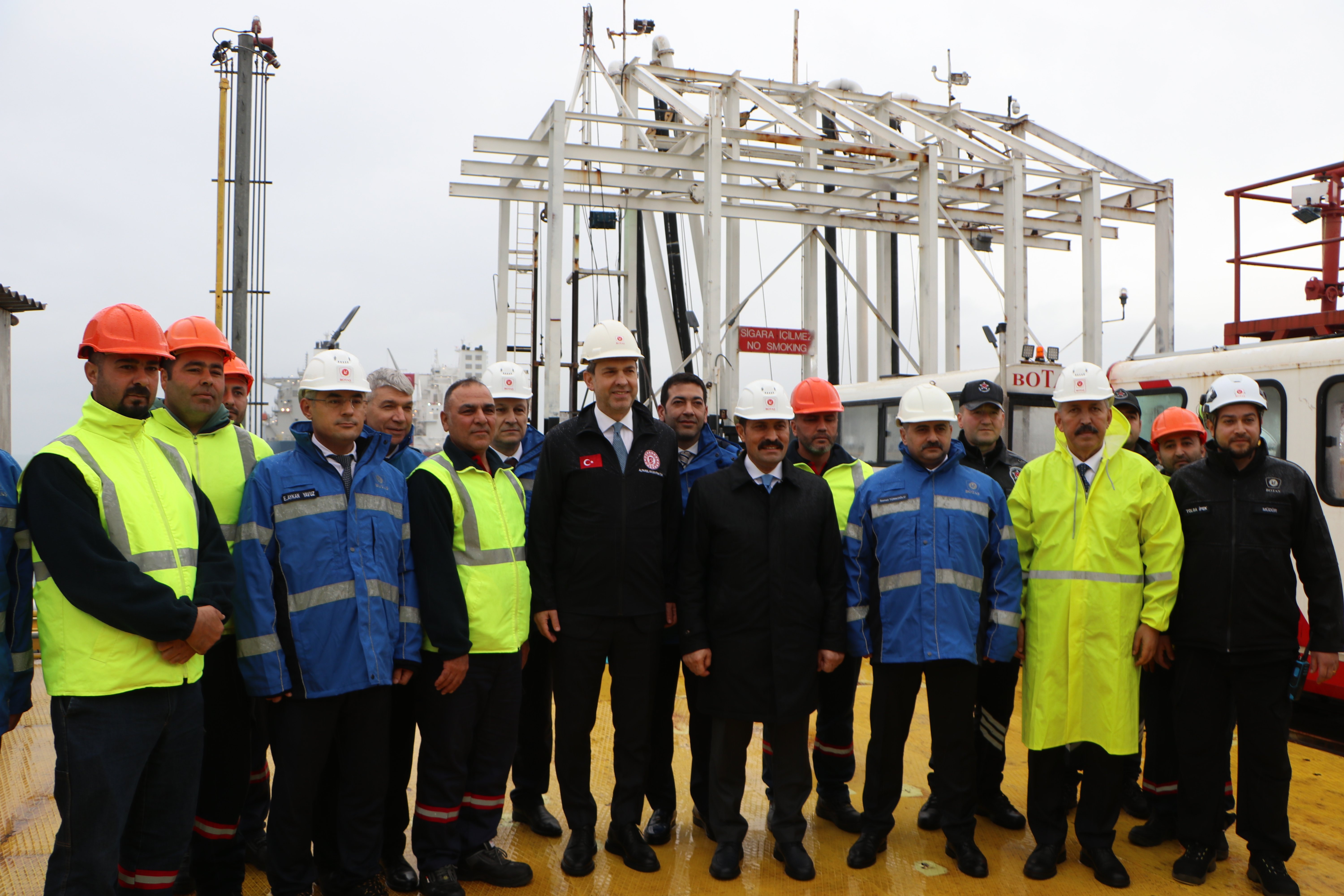 Bakan Bayraktar Açıklama Yapıyor