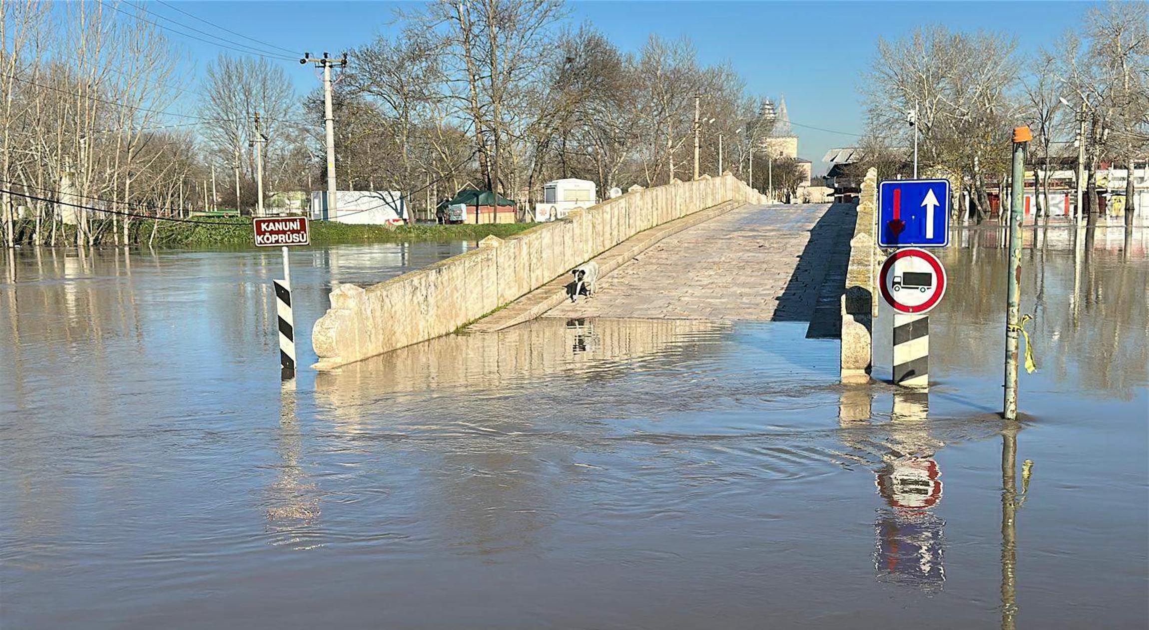 Tunca Nehri Taşkın Edirne