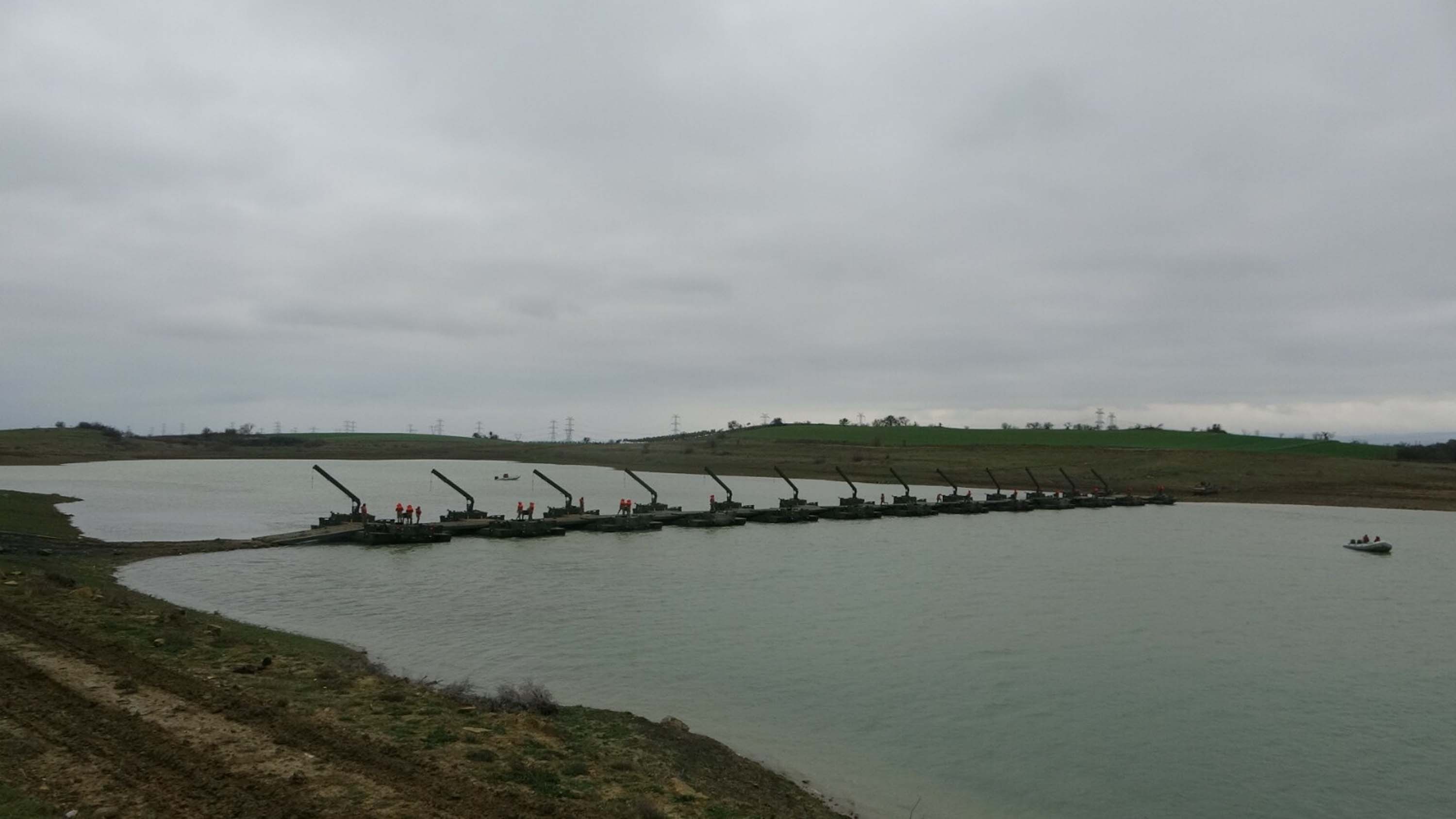 TSK Durgun Sulardan Geçiş Eğitimi