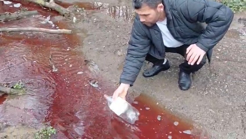 Ömerli Barajı kırmızı su