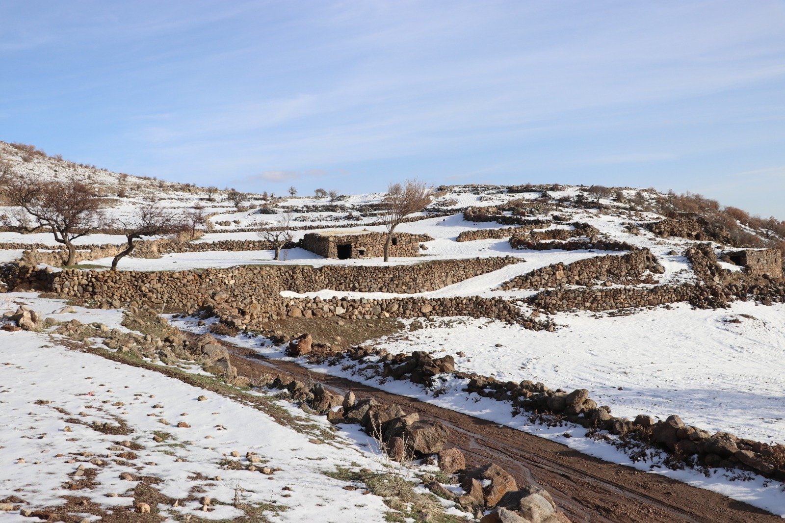 Roma dönemi havuzu Kayseri tahrip