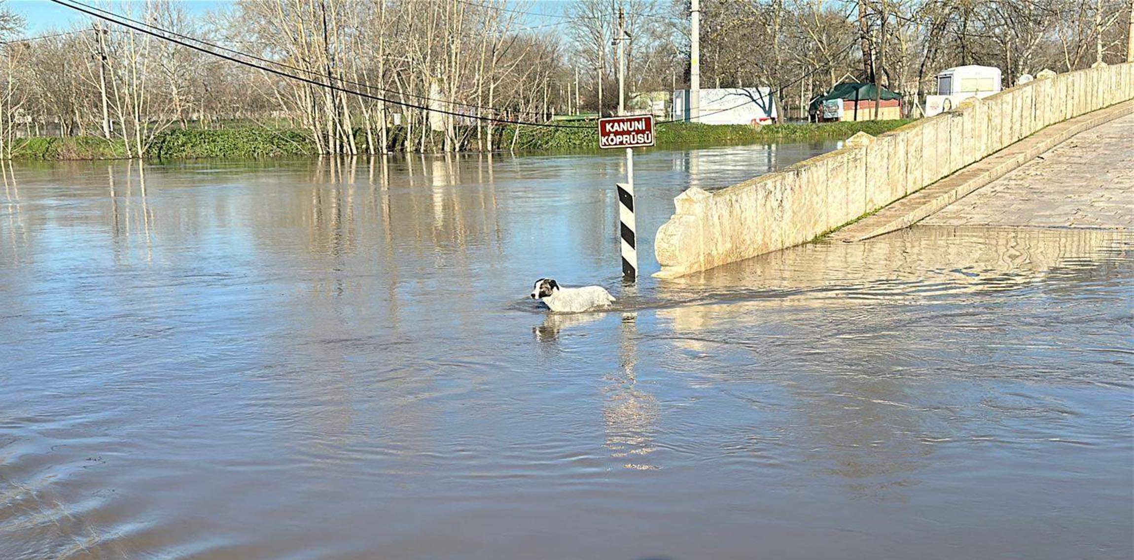Kırkpınar Er Meydanı Su Altında