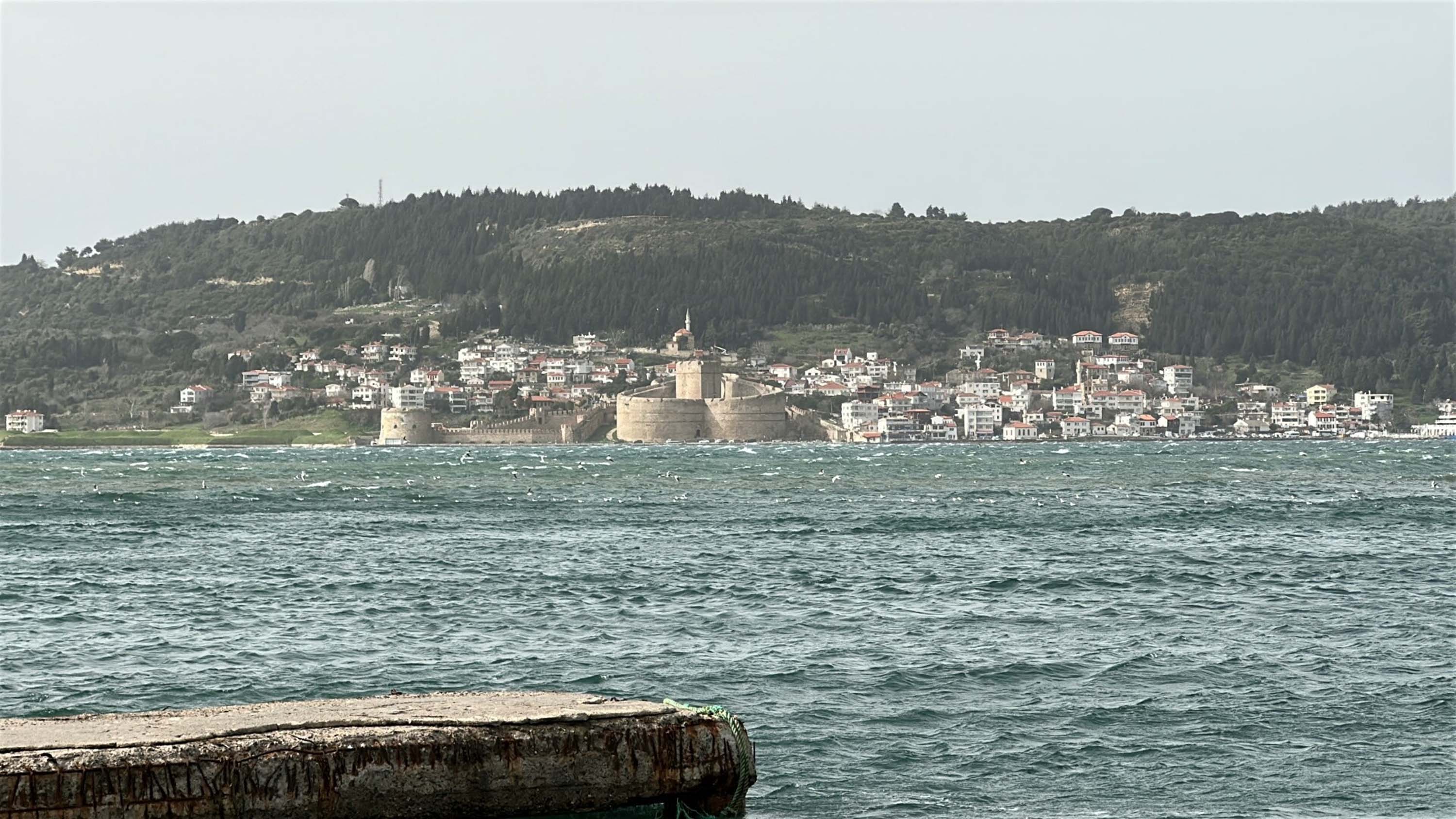 Çanakkale Boğazı fırtına