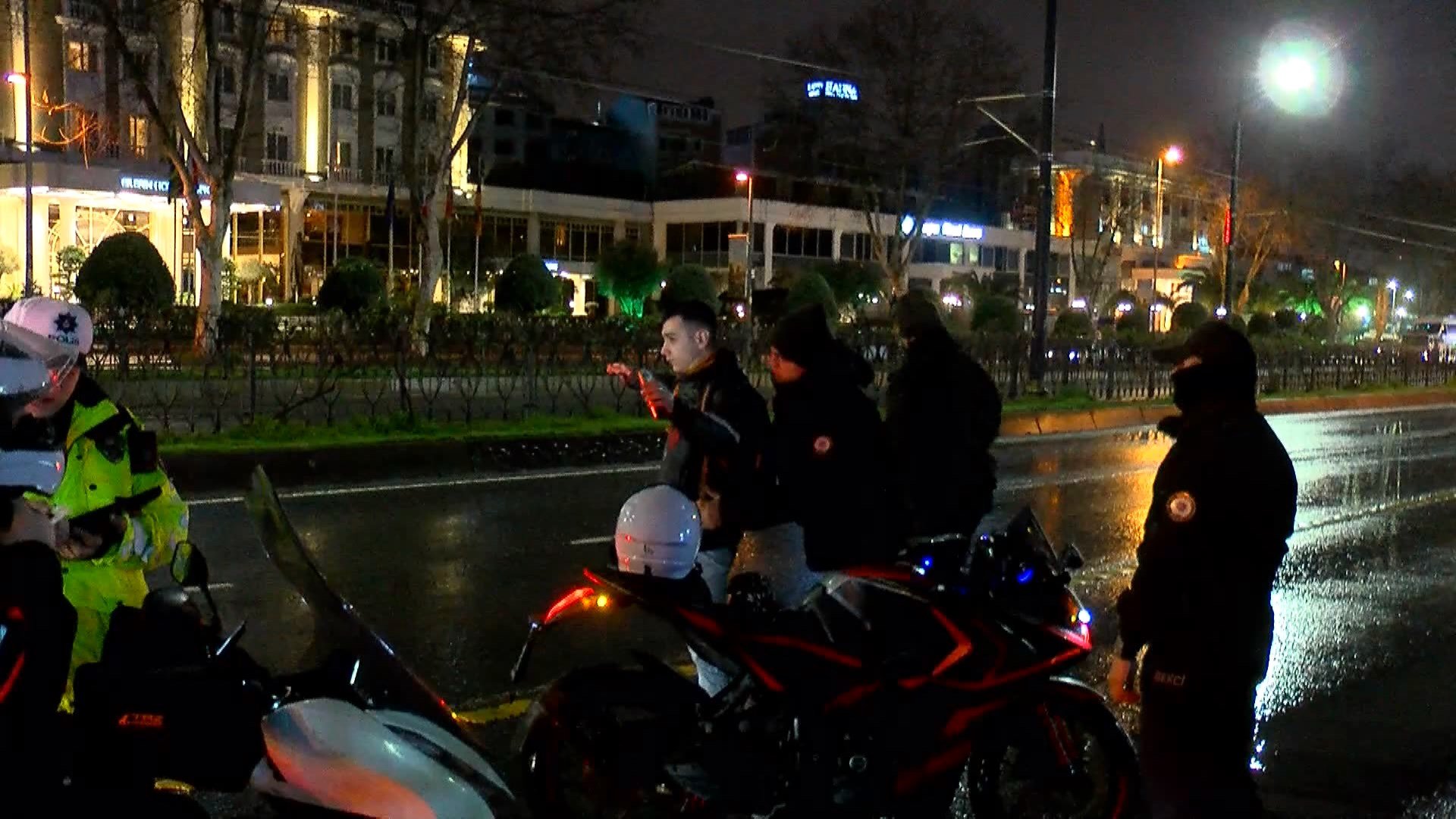 Huzur İstanbul Denetimi Araç Kontrolü