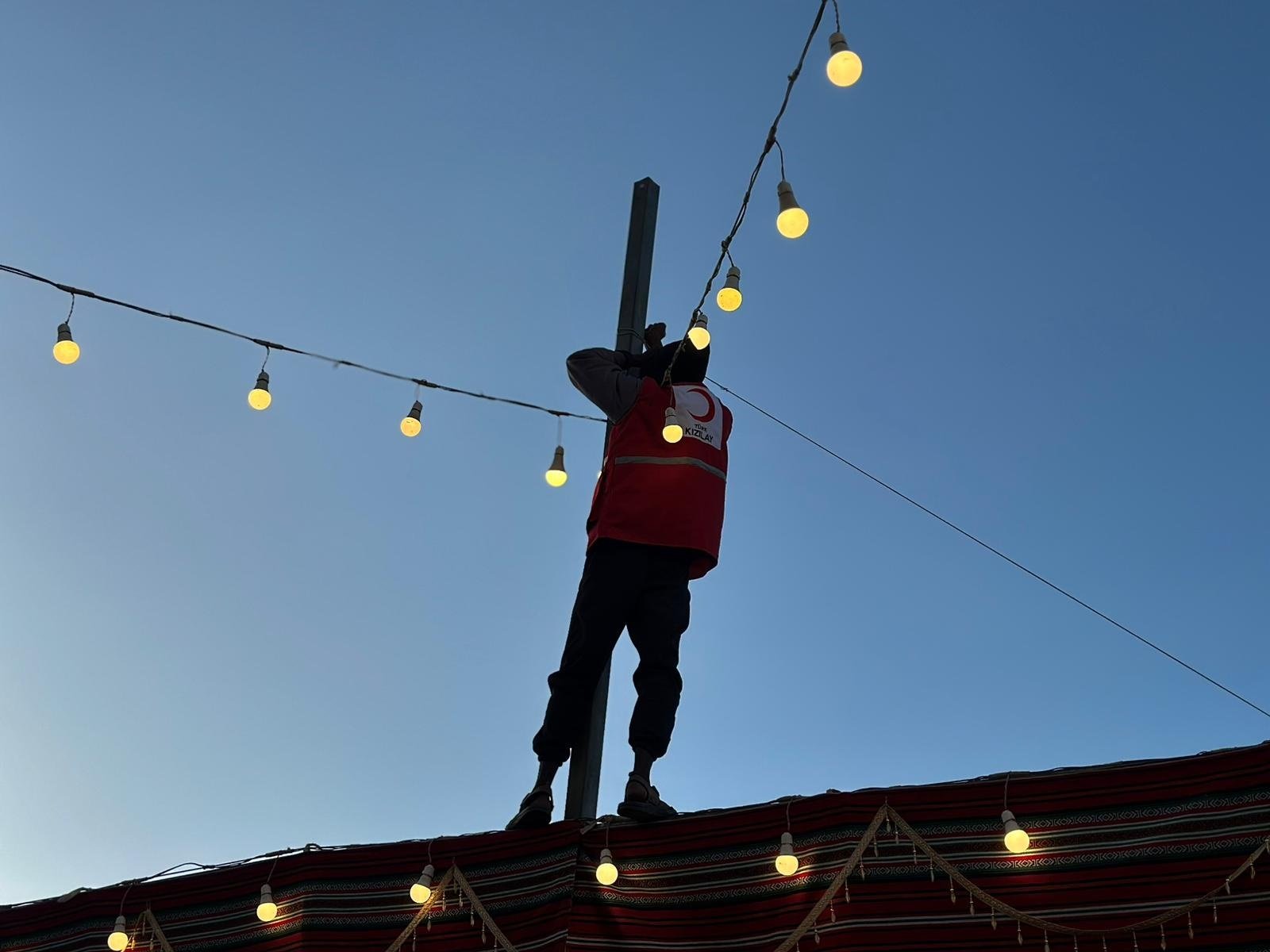 İyilik Gemisi Mersin Limanı