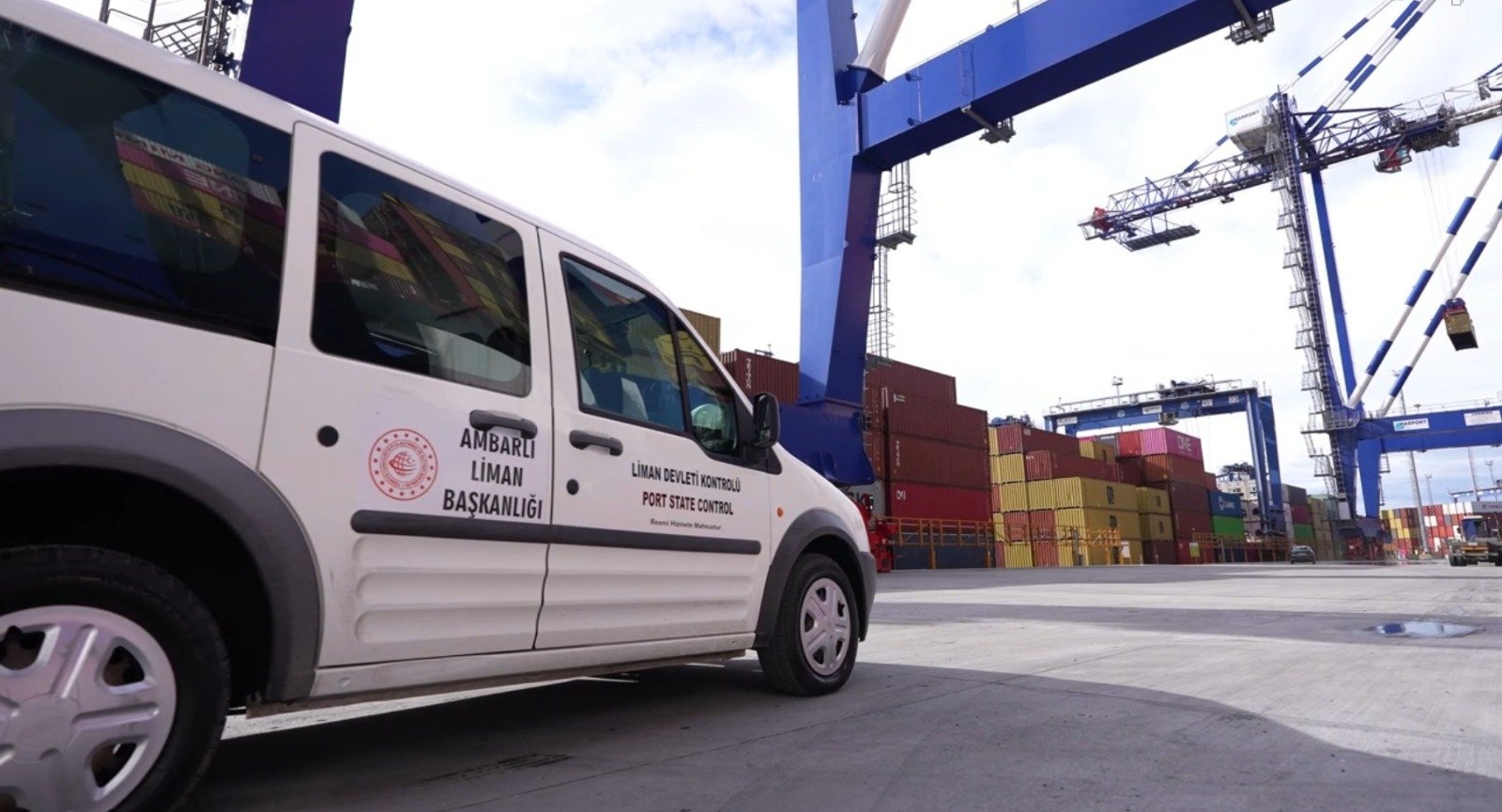 Ulaştırma ve Altyapı Bakanı Abdulkadir Uraloğlu