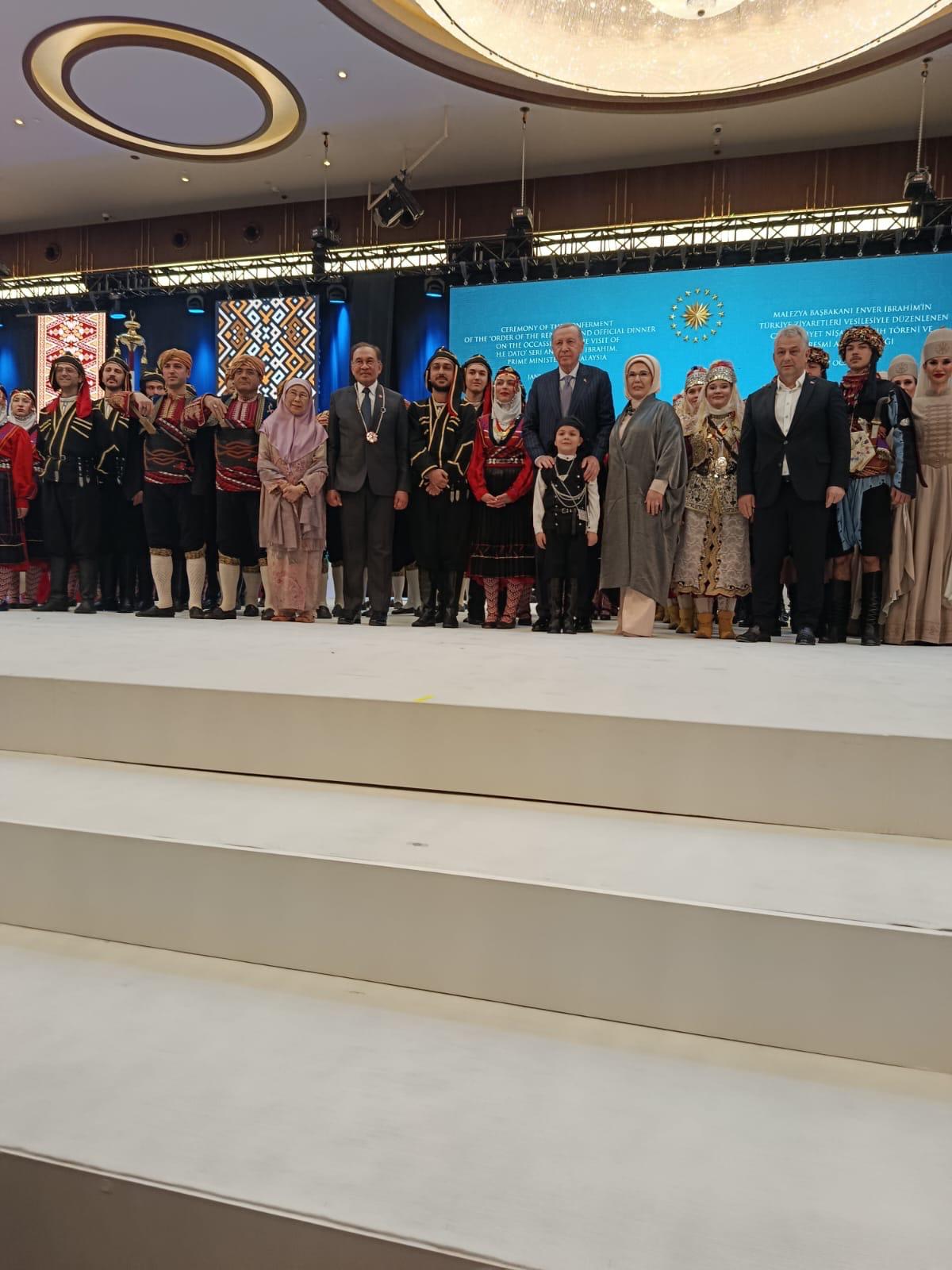 Beşikdüzü Halk Eğitim Merkezi ekibi