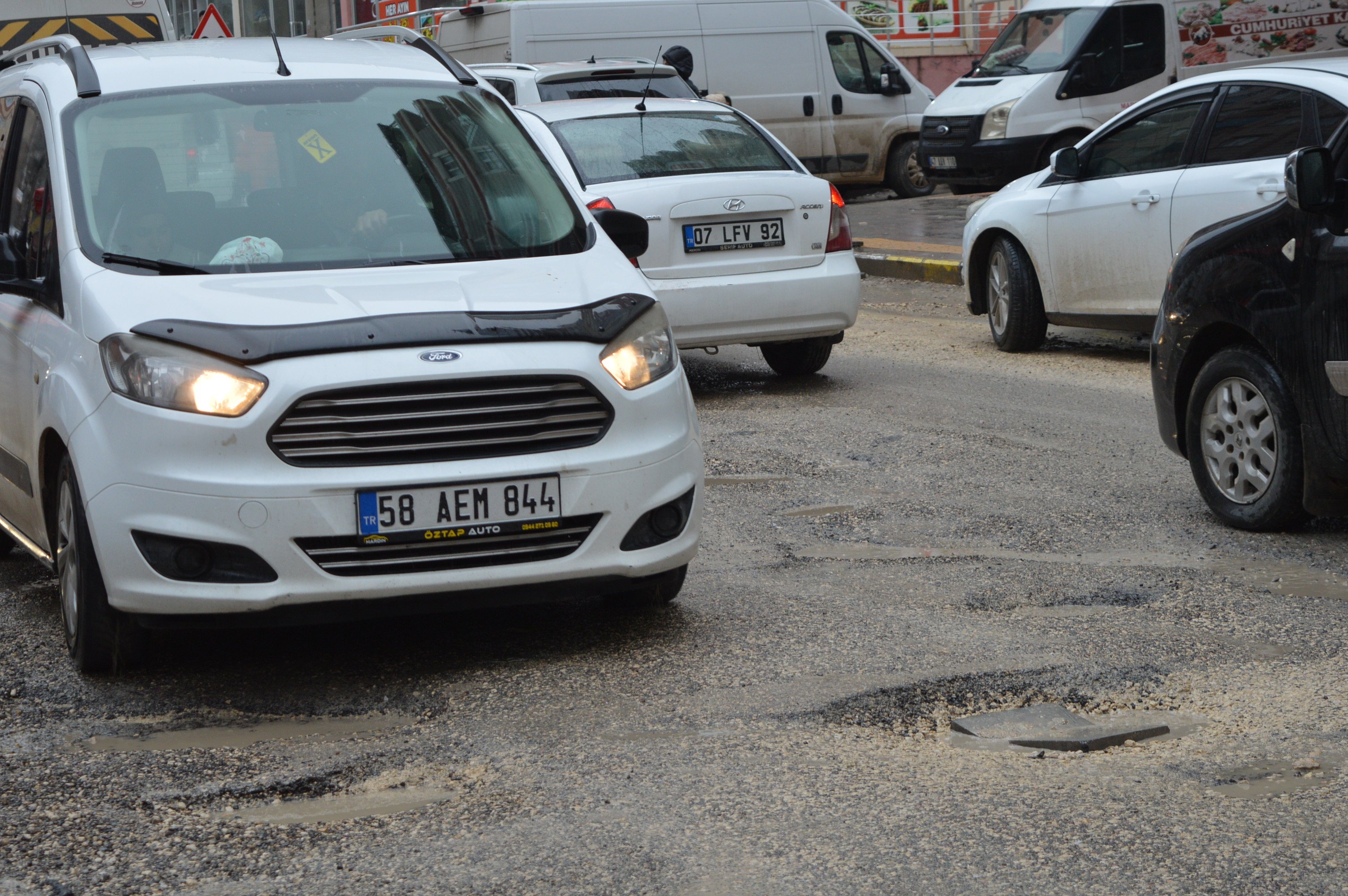 Artuklu Belediyesi yol çalışması