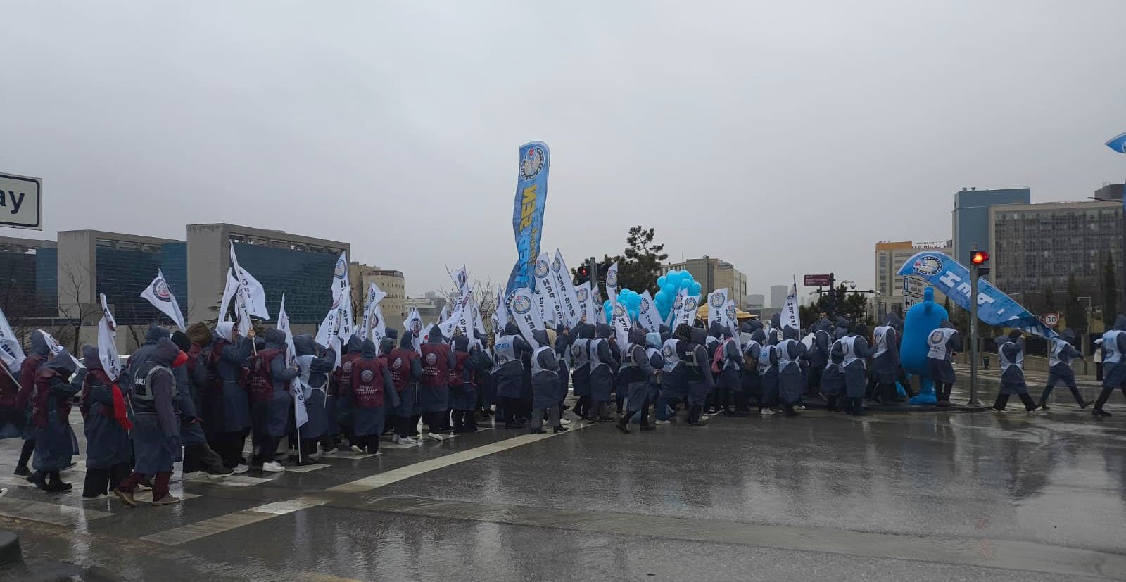 Yunus Şimşek konuşma yapıyor