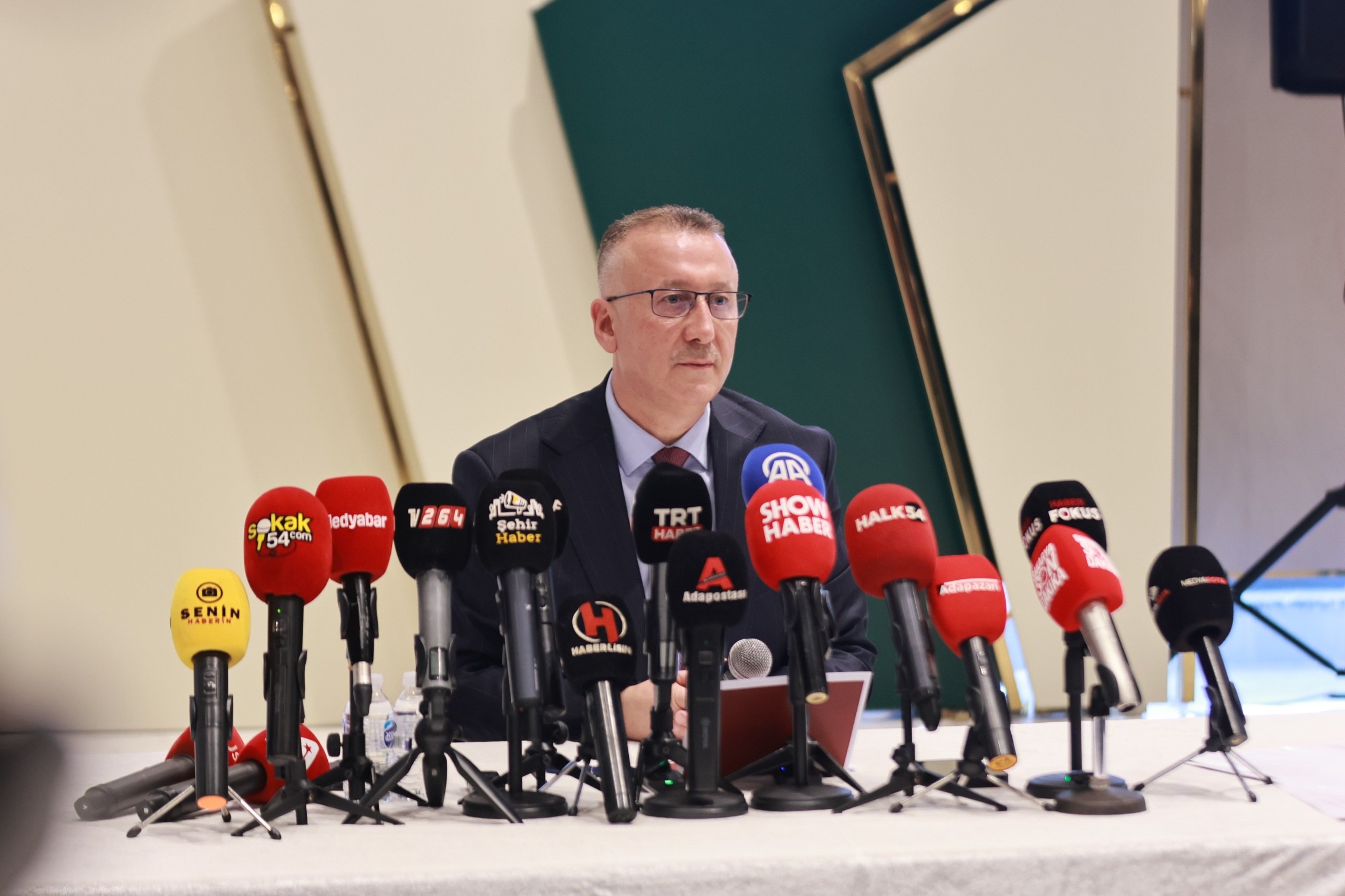 Mutlu Işıksu Basın Toplantısı