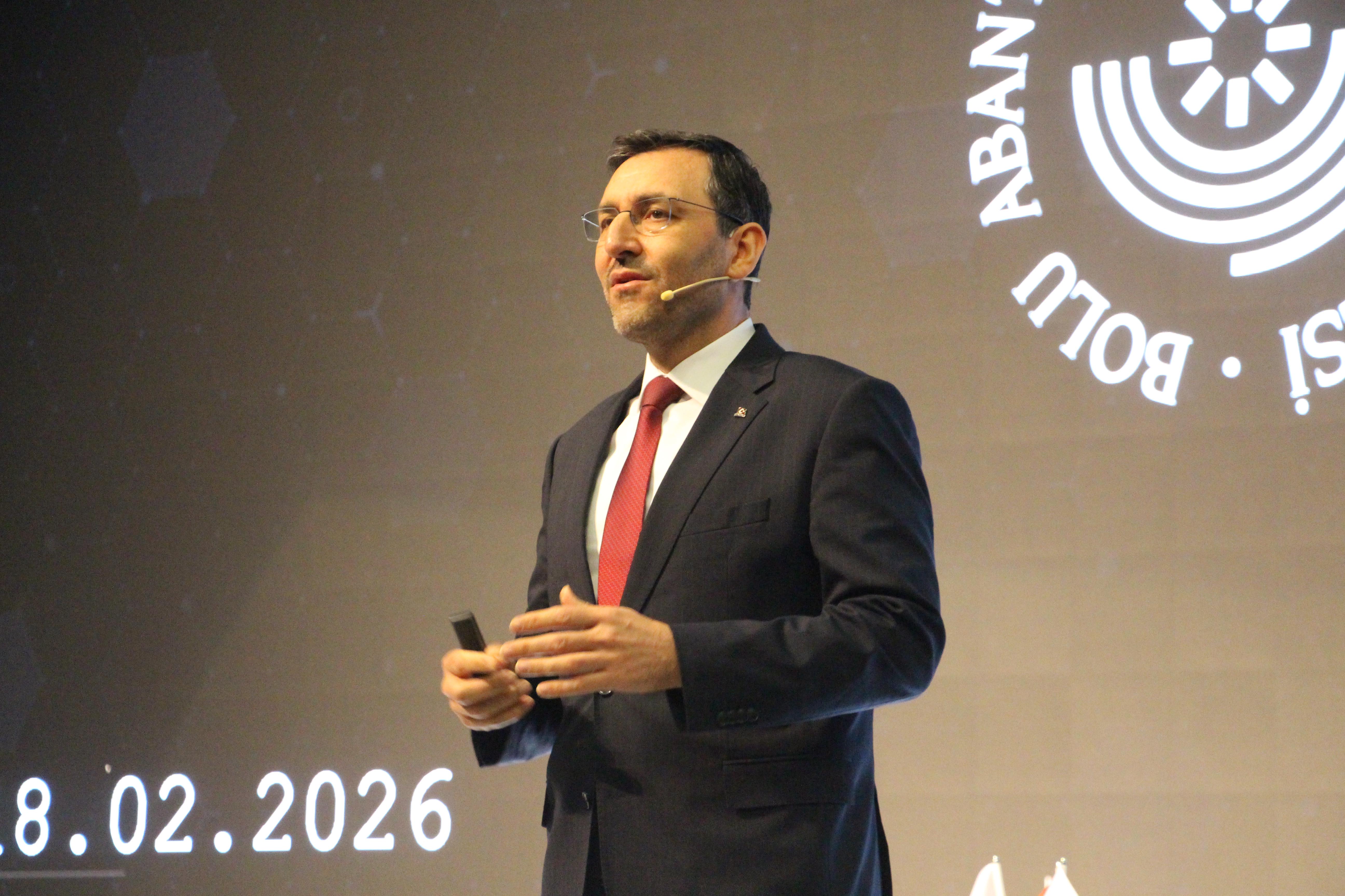 ROKETSAN Genel Müdürü Murat İkinci Atmaca Füzesi