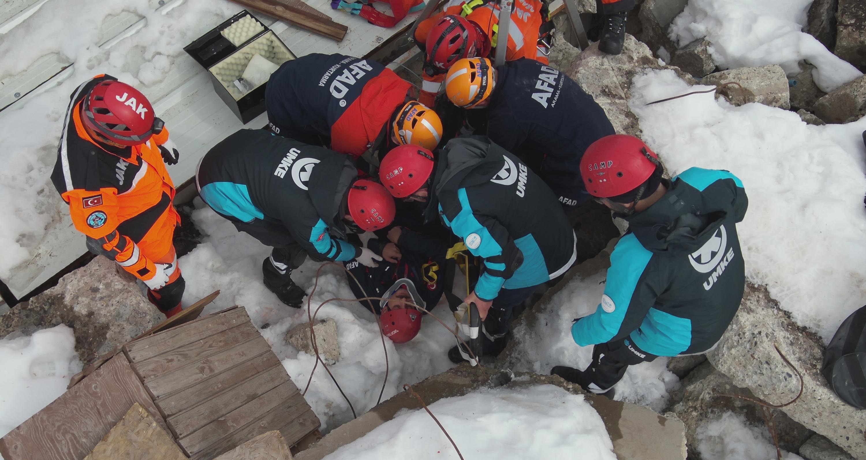 Sismik Akustik Cihaz ile Dinleme