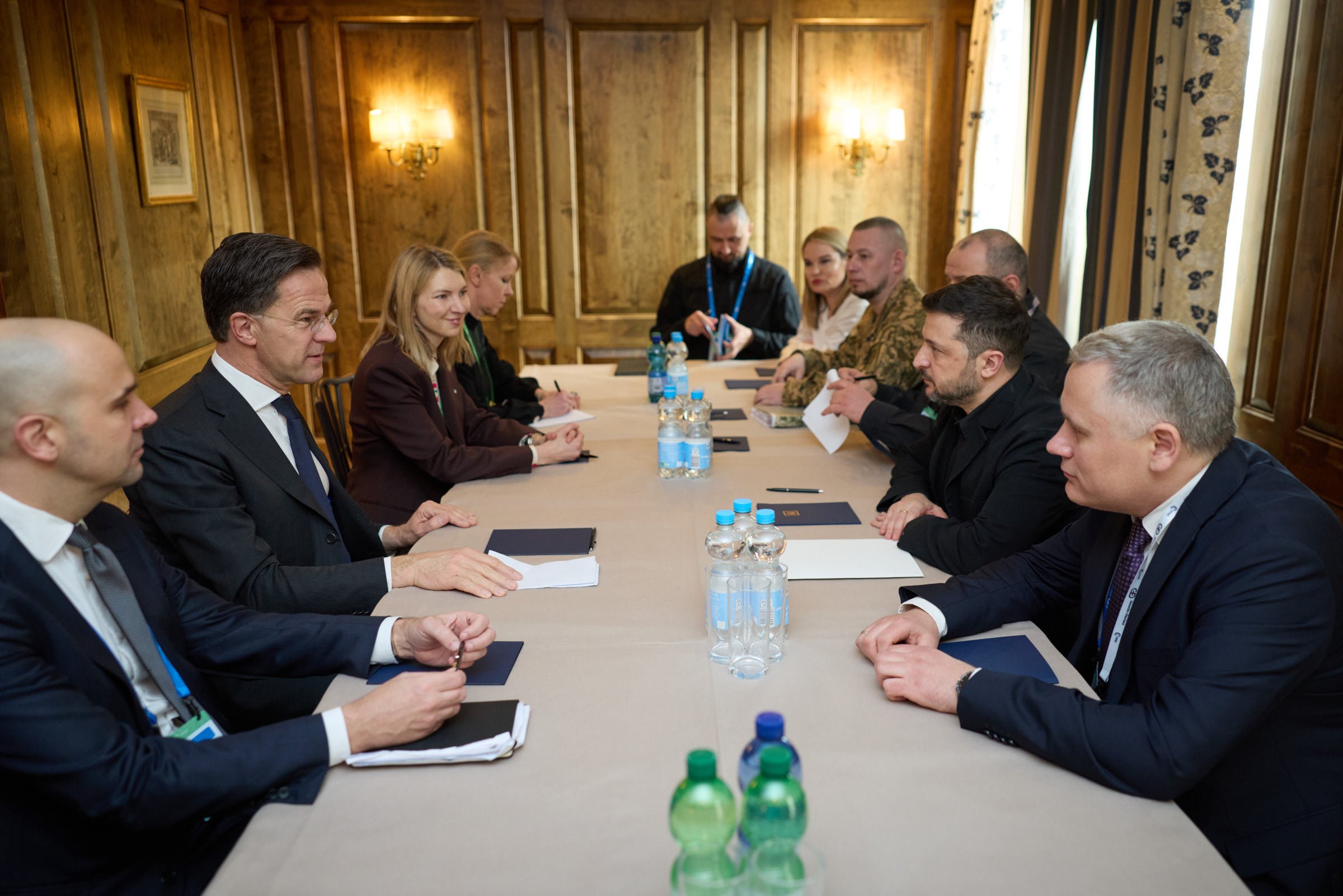 Zelenskiy ve Rutte Münih Güvenlik Konferansı