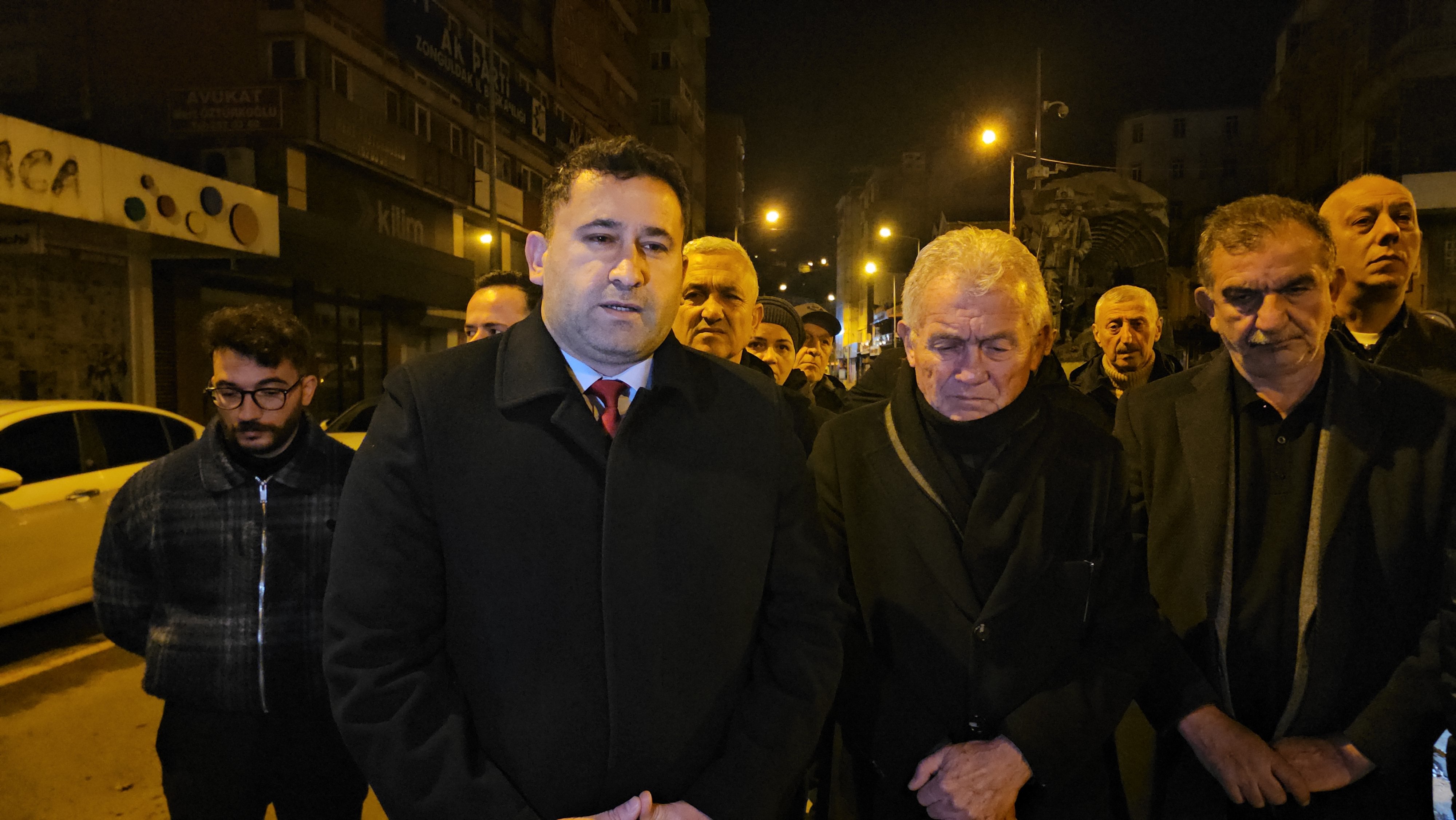 Zonguldak Deprem Anması Saygı Duruşu