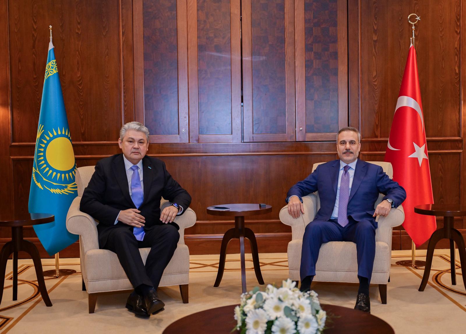 Hakan Fidan Kazakistan Dışişleri Bakanı Yermek Koşerbayev