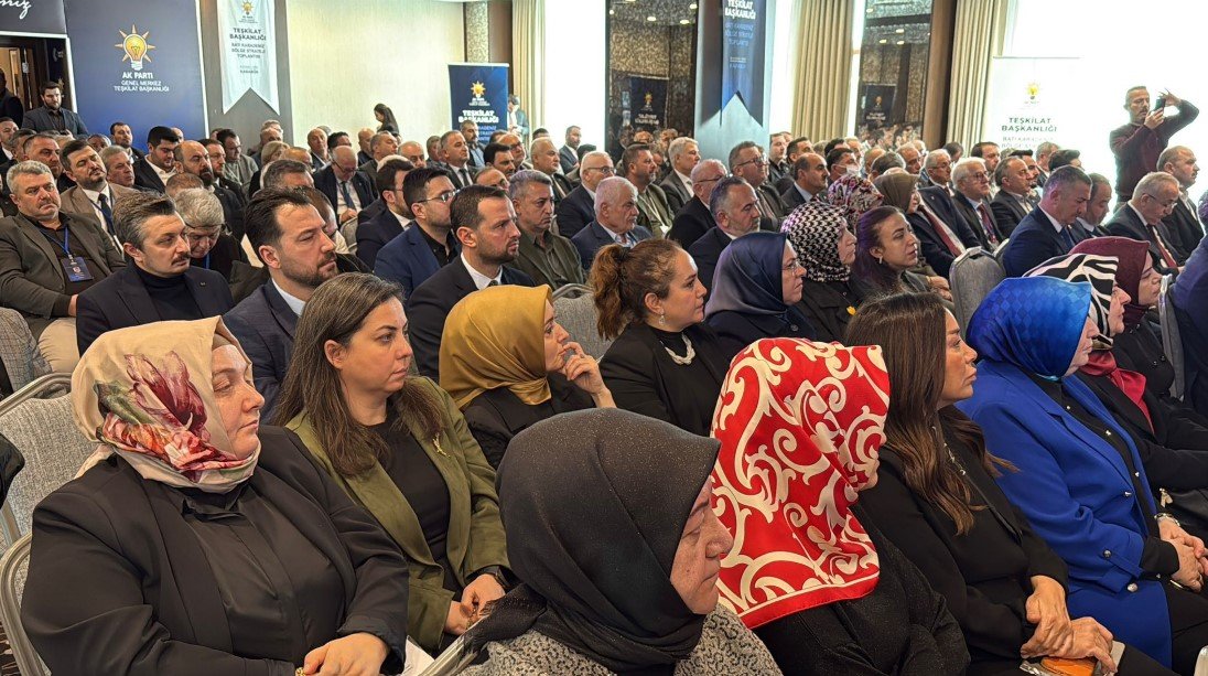 AK Parti Strateji Toplantısı