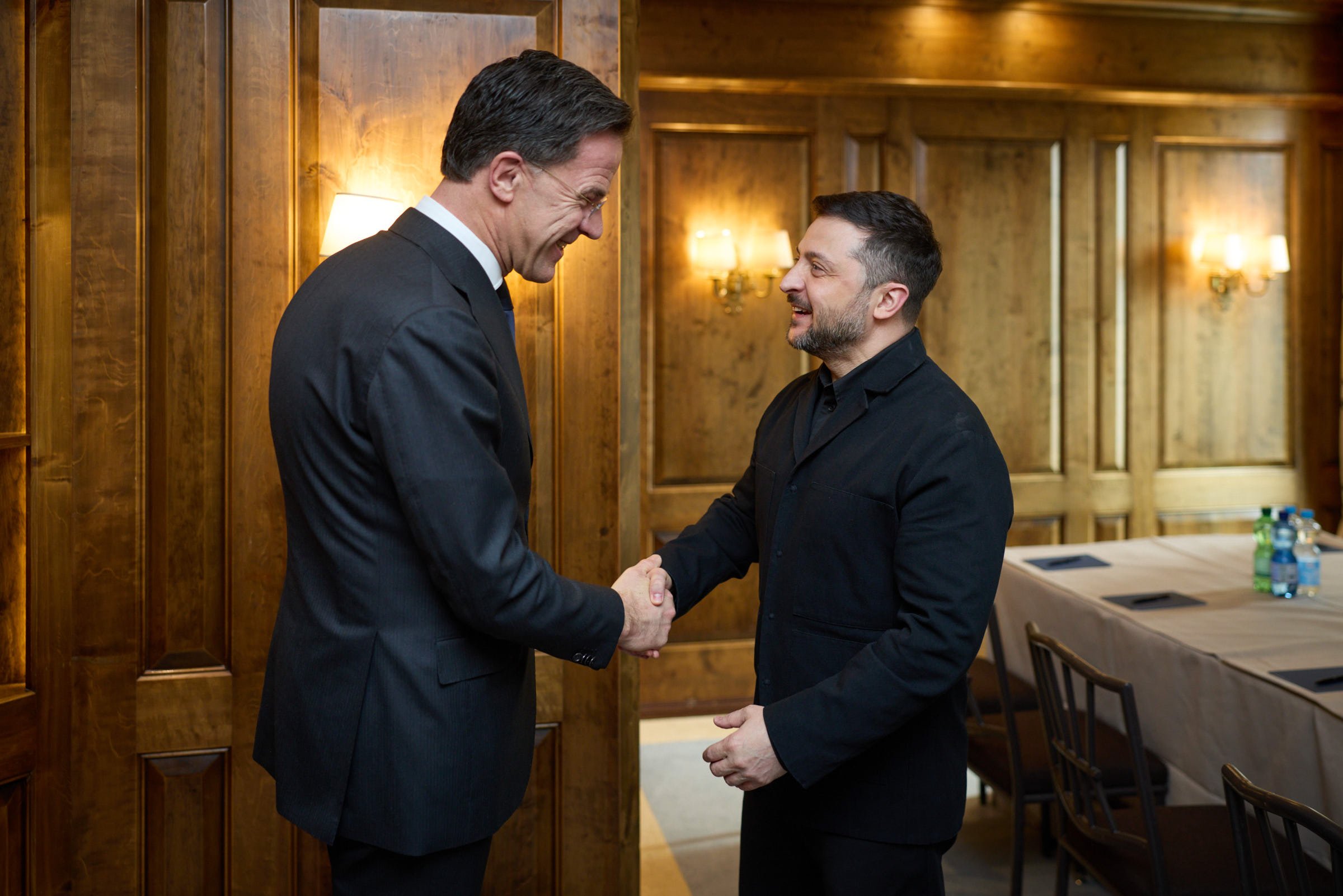 Zelenskiy ve Rutte Münih Görüşmesi