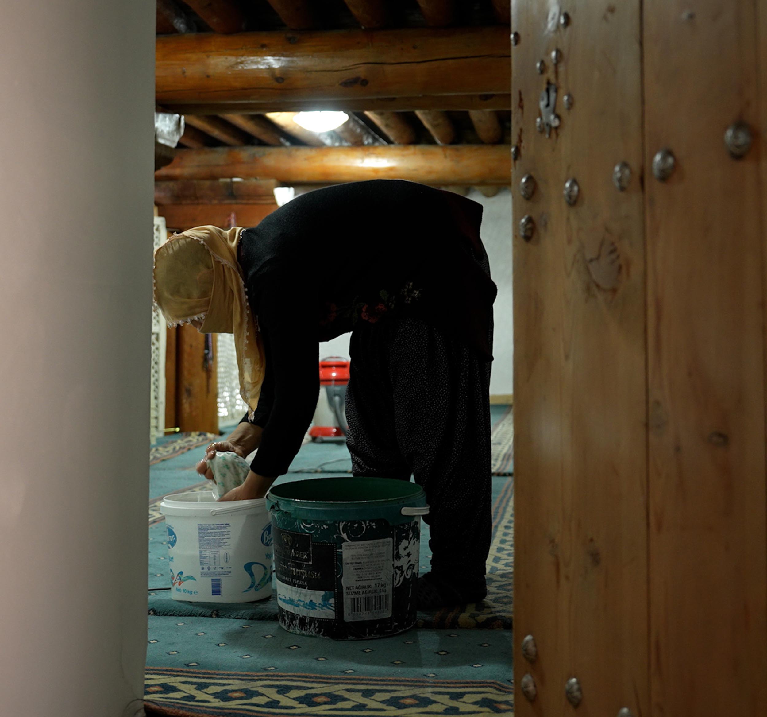 Sabırlı Köyü camisi temizlik çalışması