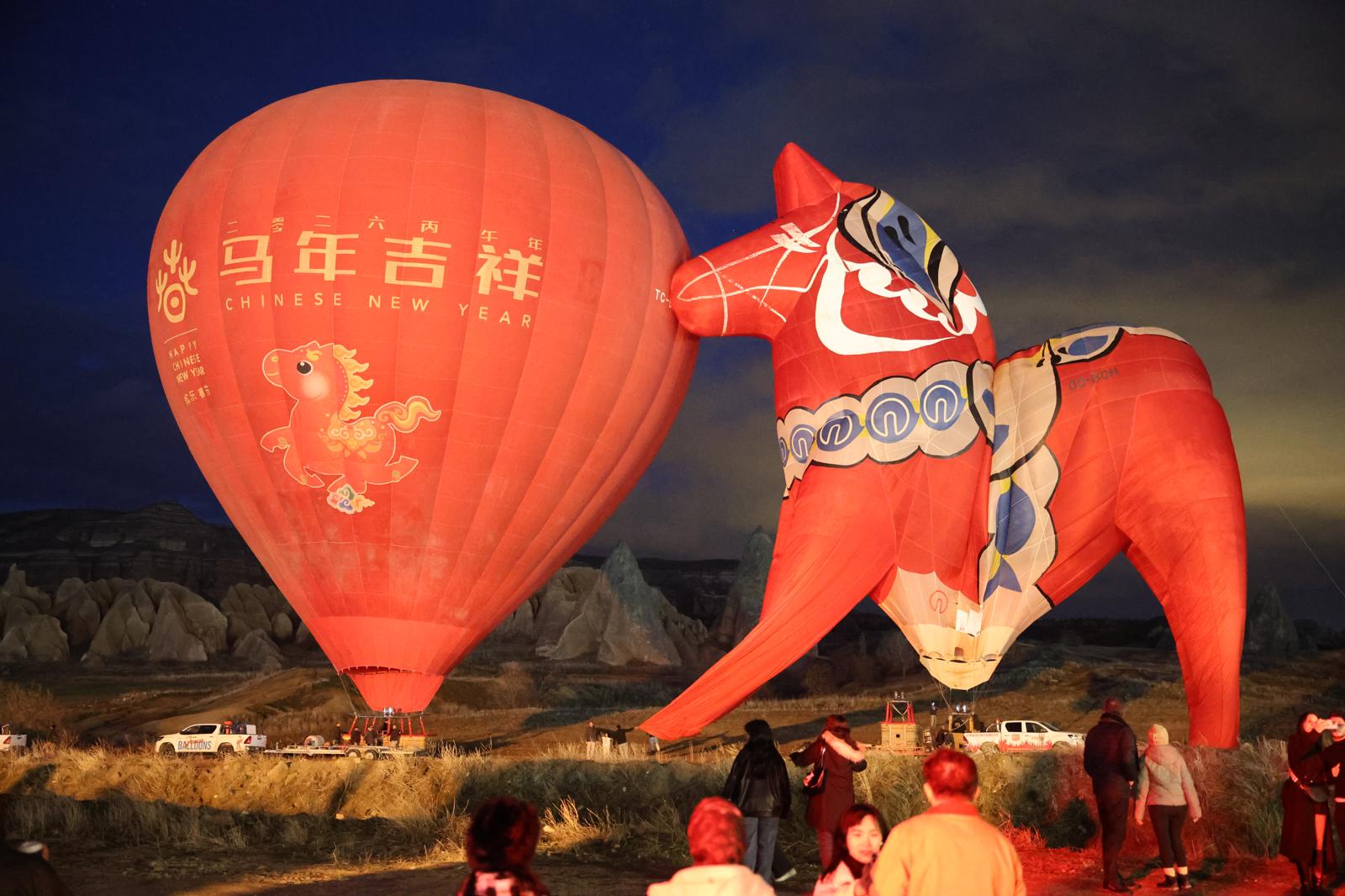 Kapadokya ışık gösterisi