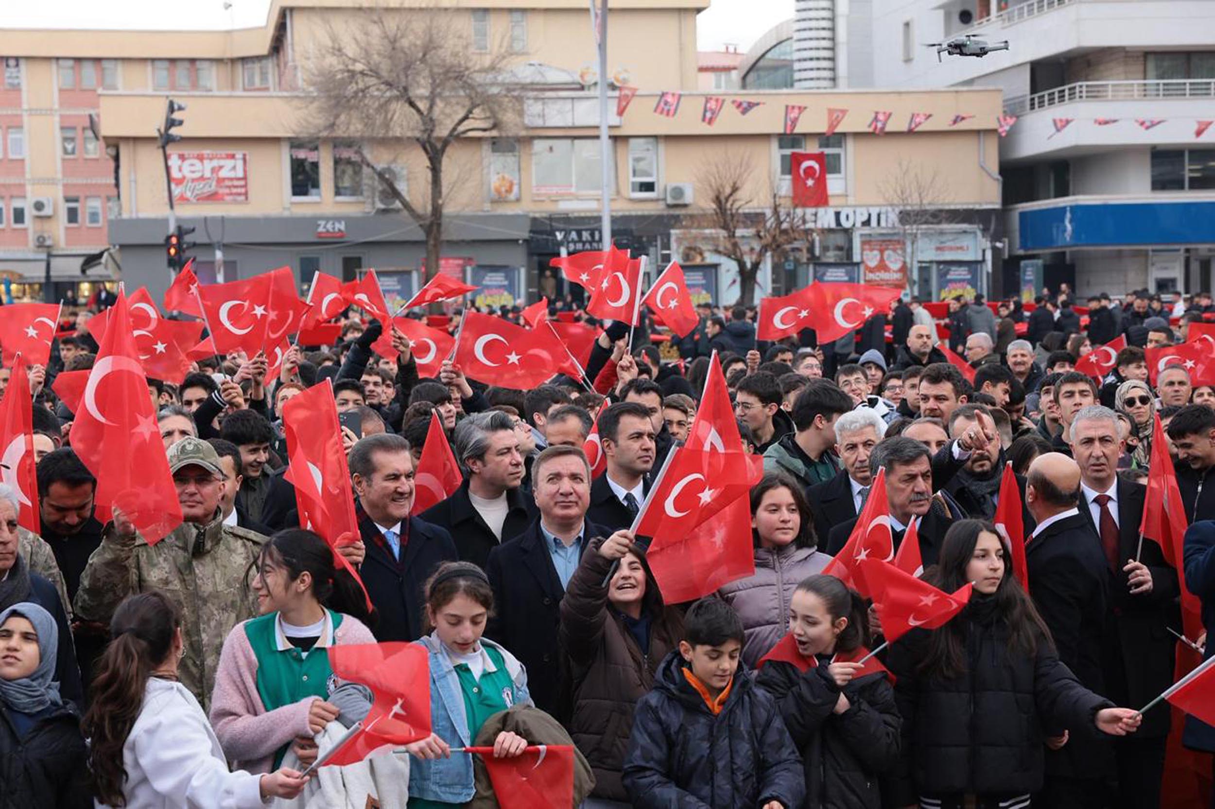 Erzincan 6 Şubat Anması Dualarla Sona Erdi