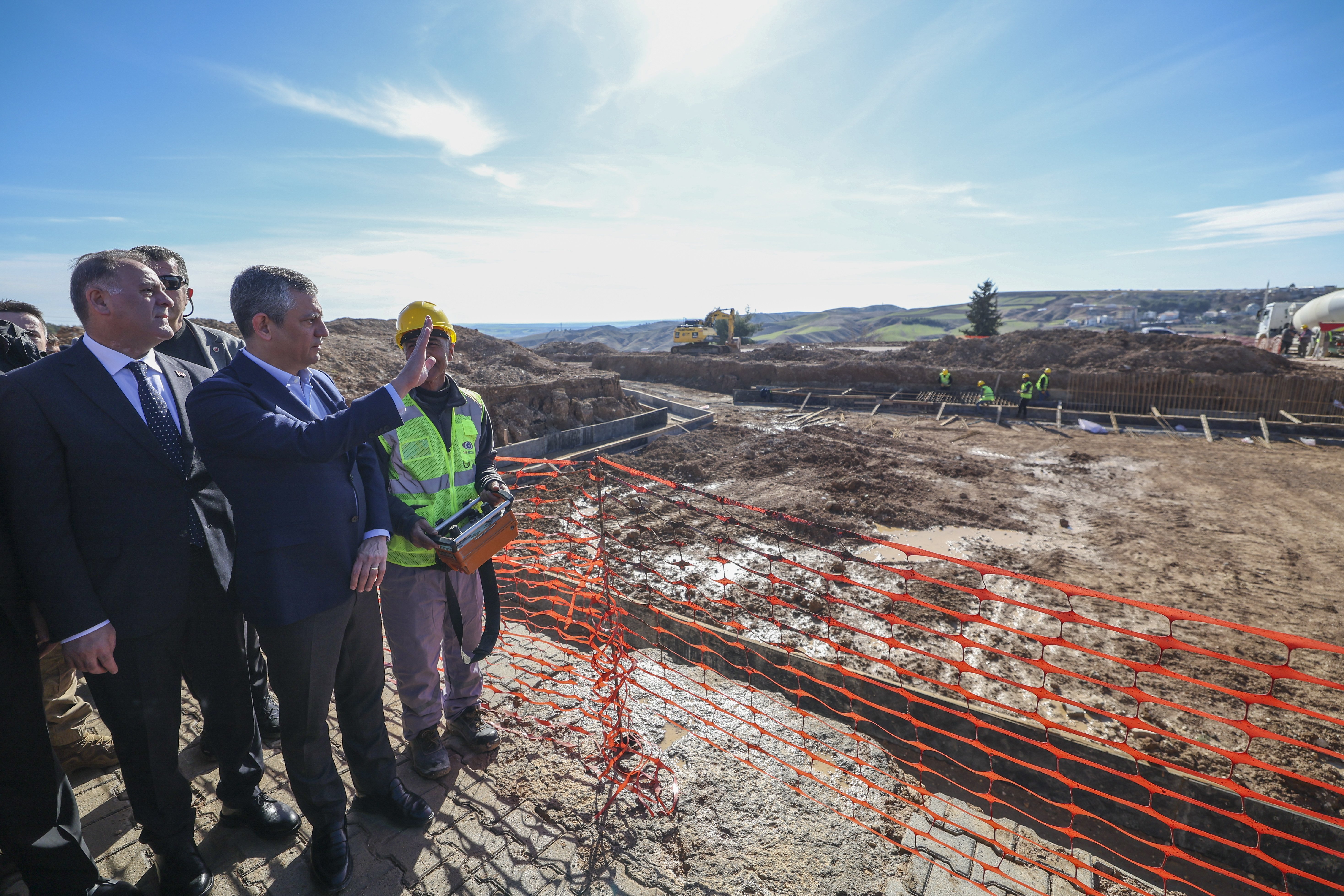 Özgür Özel Kalabalık