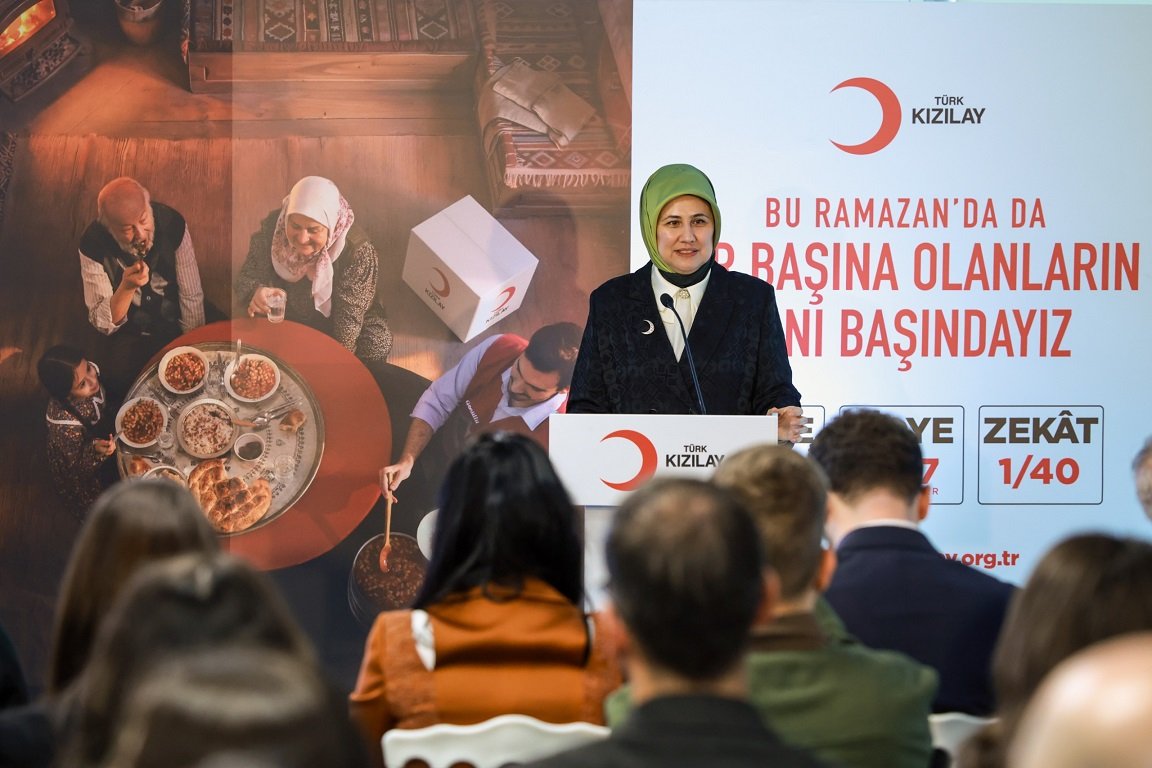 Türk Kızılay Genel Başkanı Fatma Meriç Yılmaz Ramazan kampanyasını açıklıyor