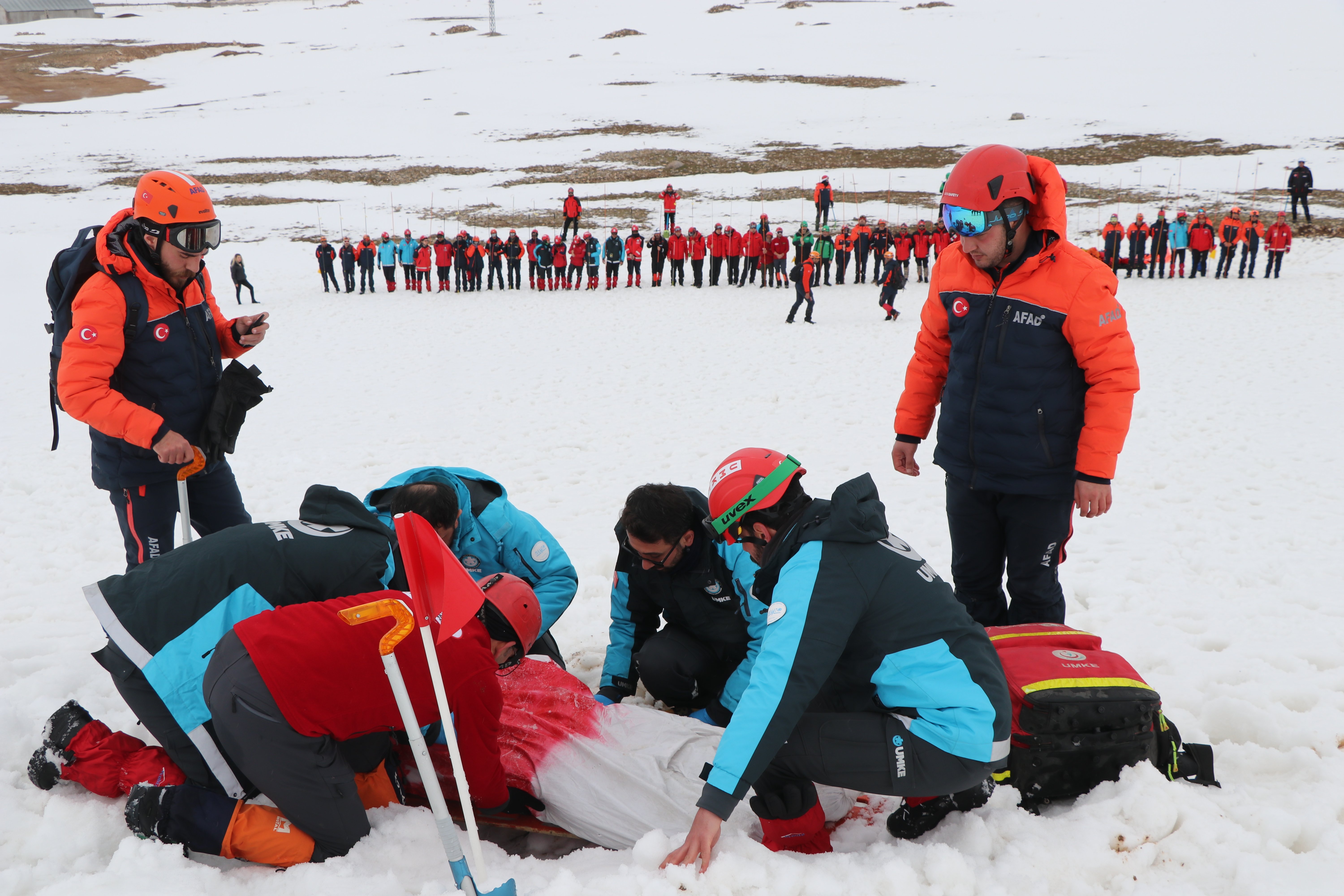 Van AFAD çığ tatbikatı ekipleri